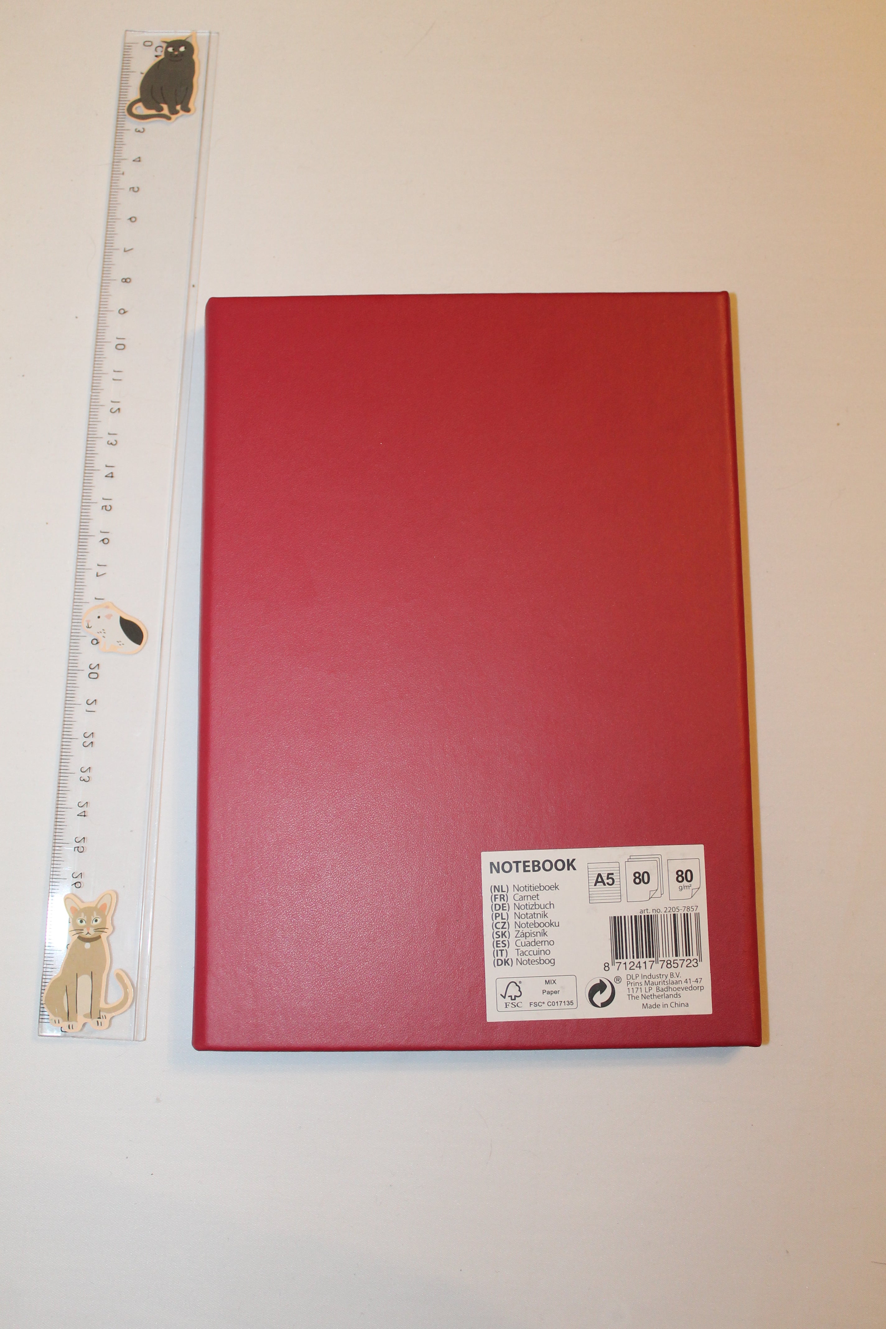 Notitieboek A5 hardcover | Rood; met "Notes & Quotes" op kaft