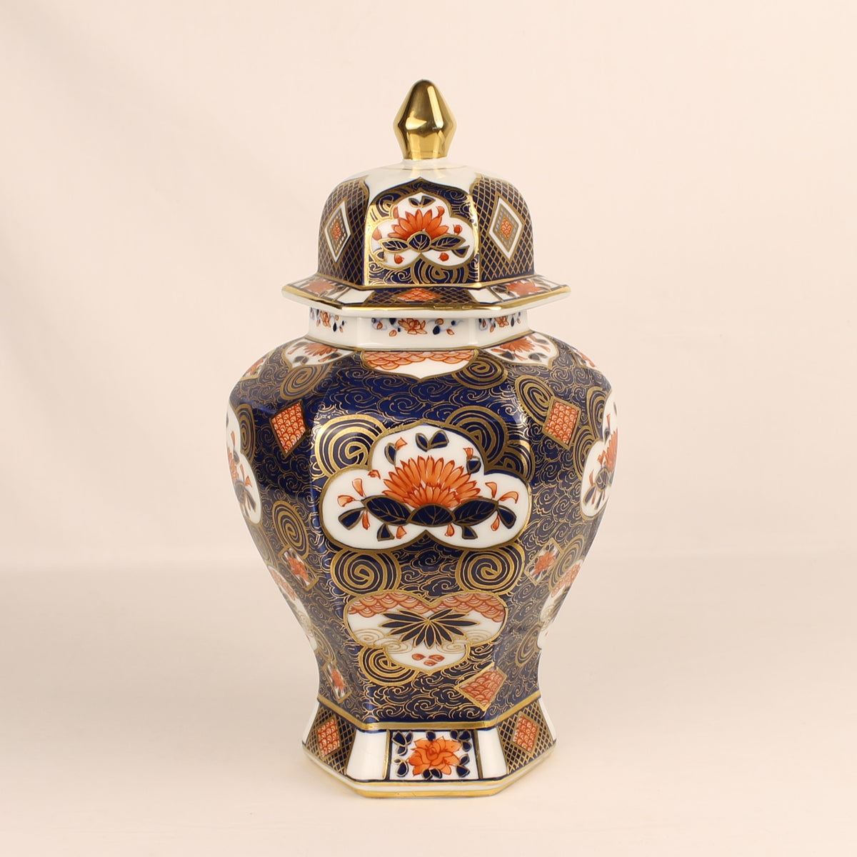 Shimabara Dekselvaas | Handbeschilderd Imari Decor | Vintage Japan 1970-1990