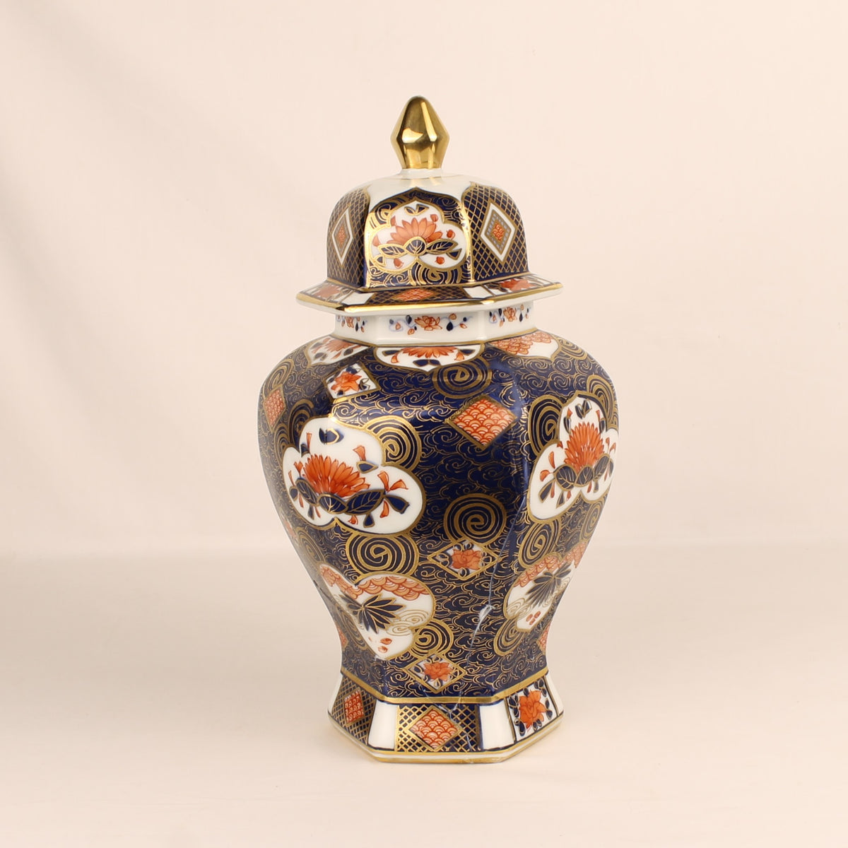 Shimabara Dekselvaas | Handbeschilderd Imari Decor | Vintage Japan 1970-1990