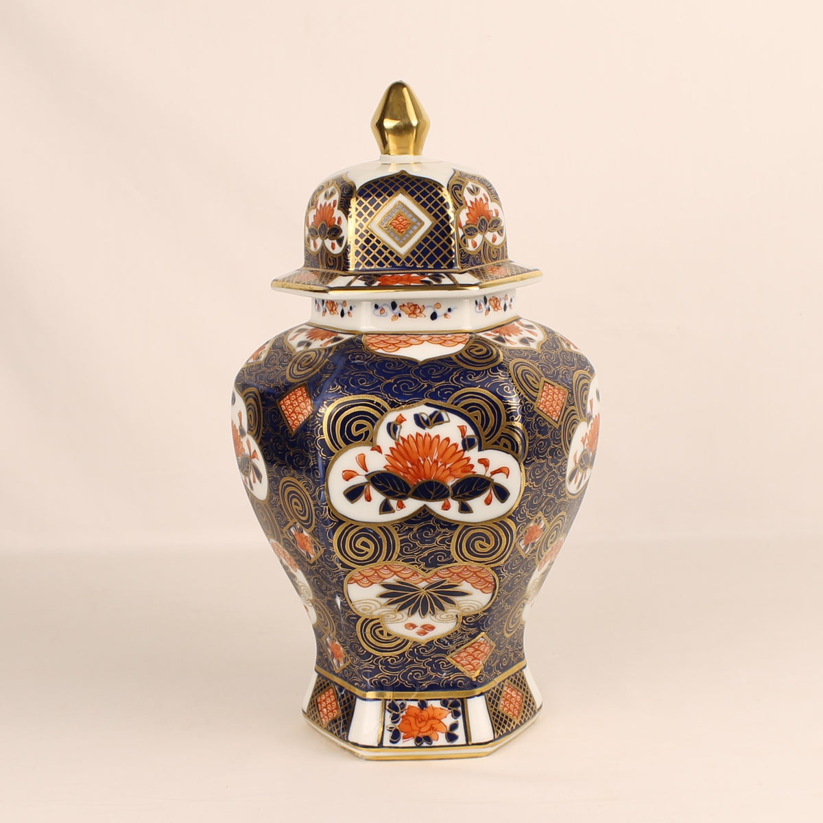 Shimabara Dekselvaas | Handbeschilderd Imari Decor | Vintage Japan 1970-1990