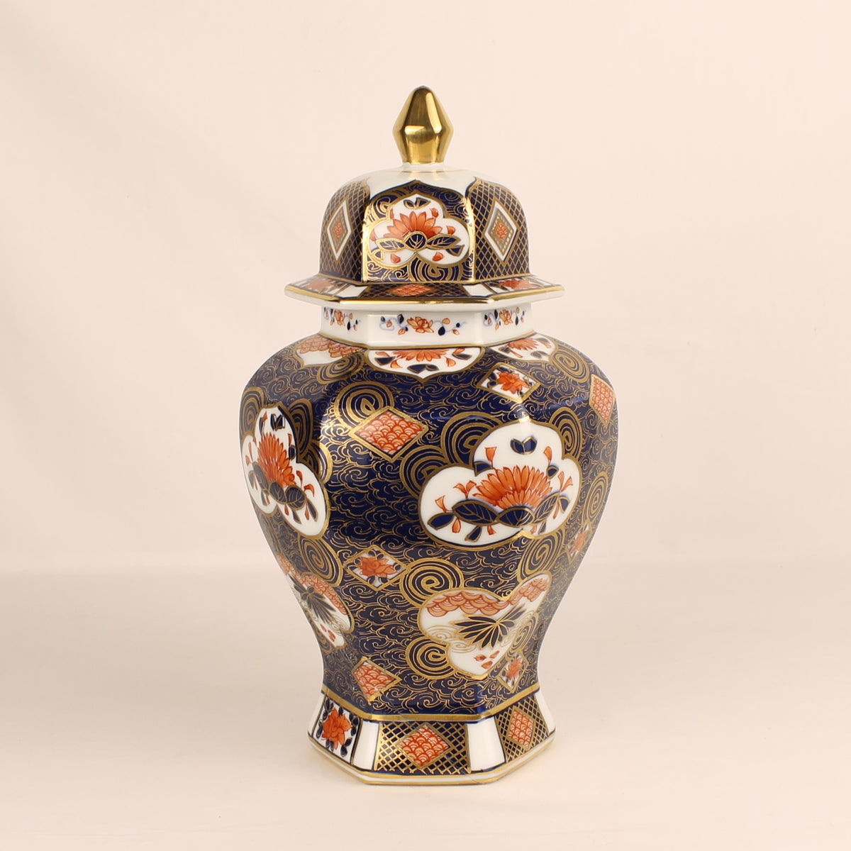 Shimabara Dekselvaas | Handbeschilderd Imari Decor | Vintage Japan 1970-1990