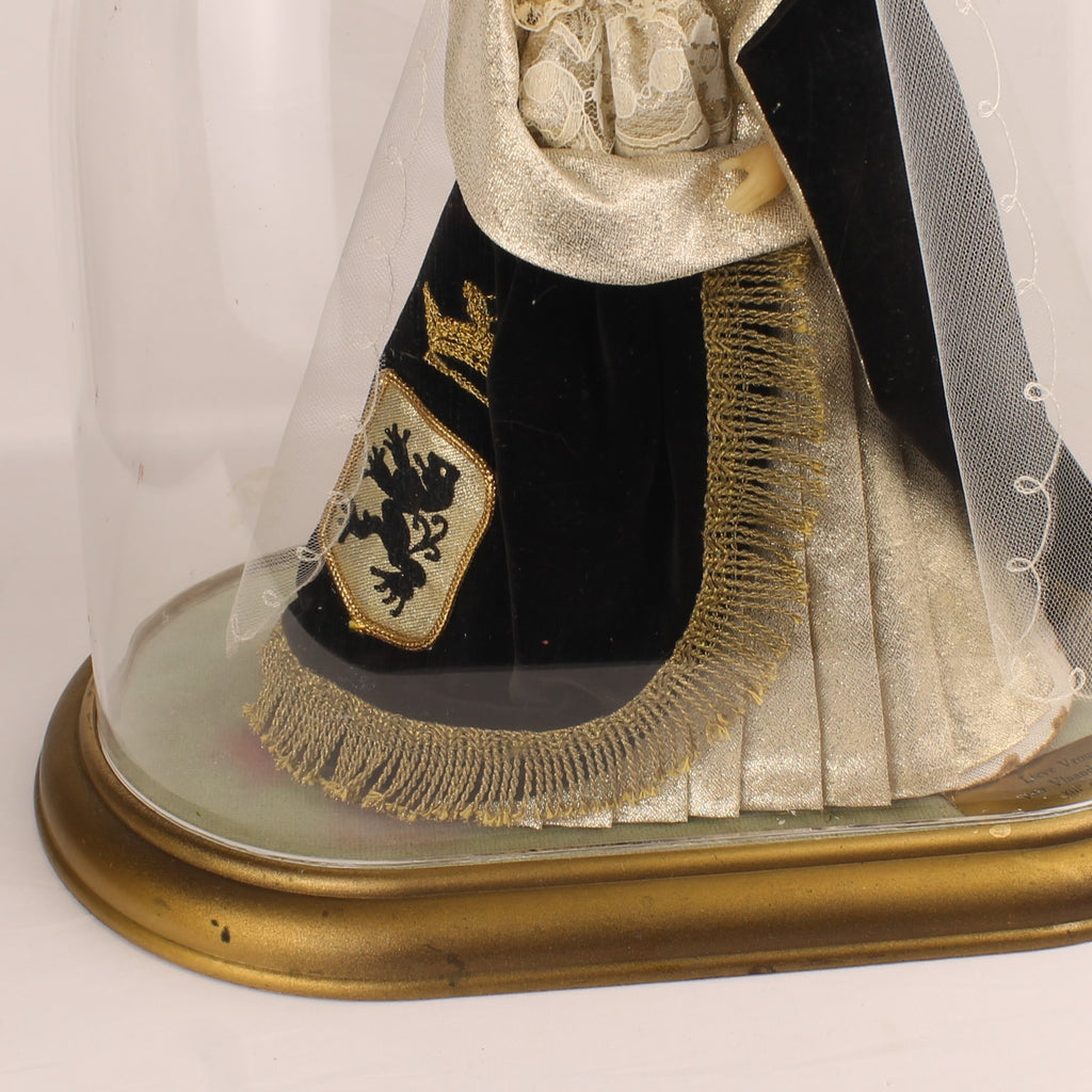 Nuestra Señora de Flandes con el Niño bajo campana de cristal | ca. 1970