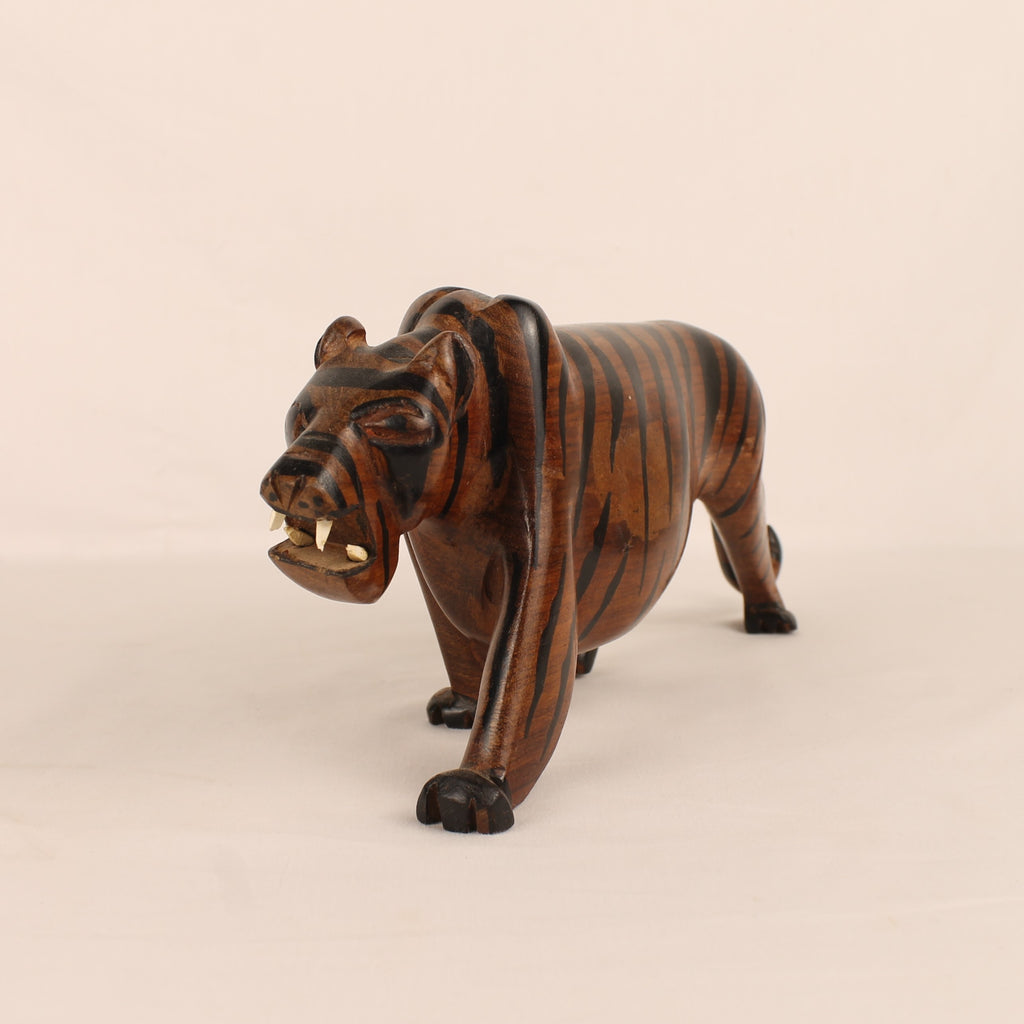 Tigre in legno intagliato a mano | Intaglio asiatico ca. 1960-1990