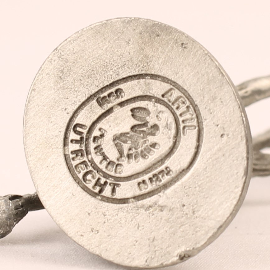 Artil Utrecht Tinnen Dierenorkest | Giraf met Dwarsfluit | 92% Tin | ca. 1970-1990