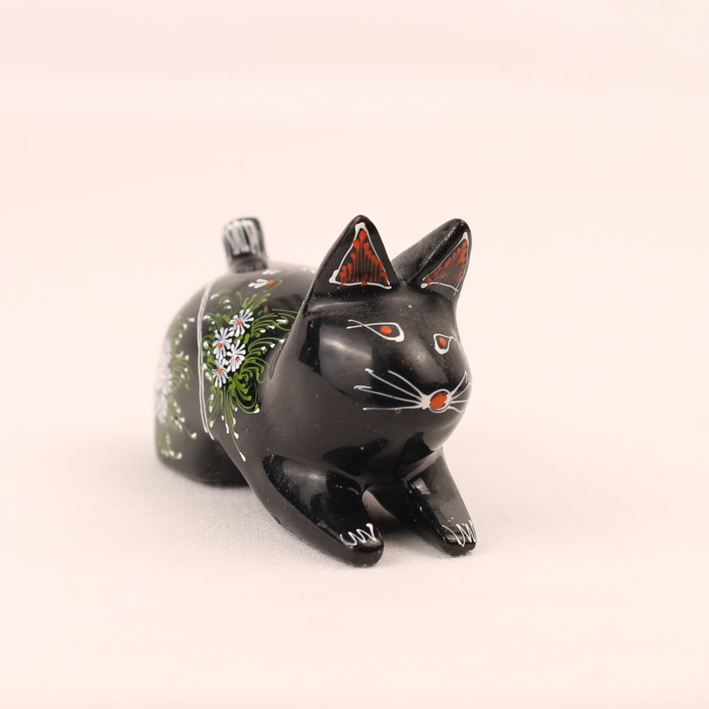 Statuette de chat en bois peinte à la main | Noir avec des fleurs