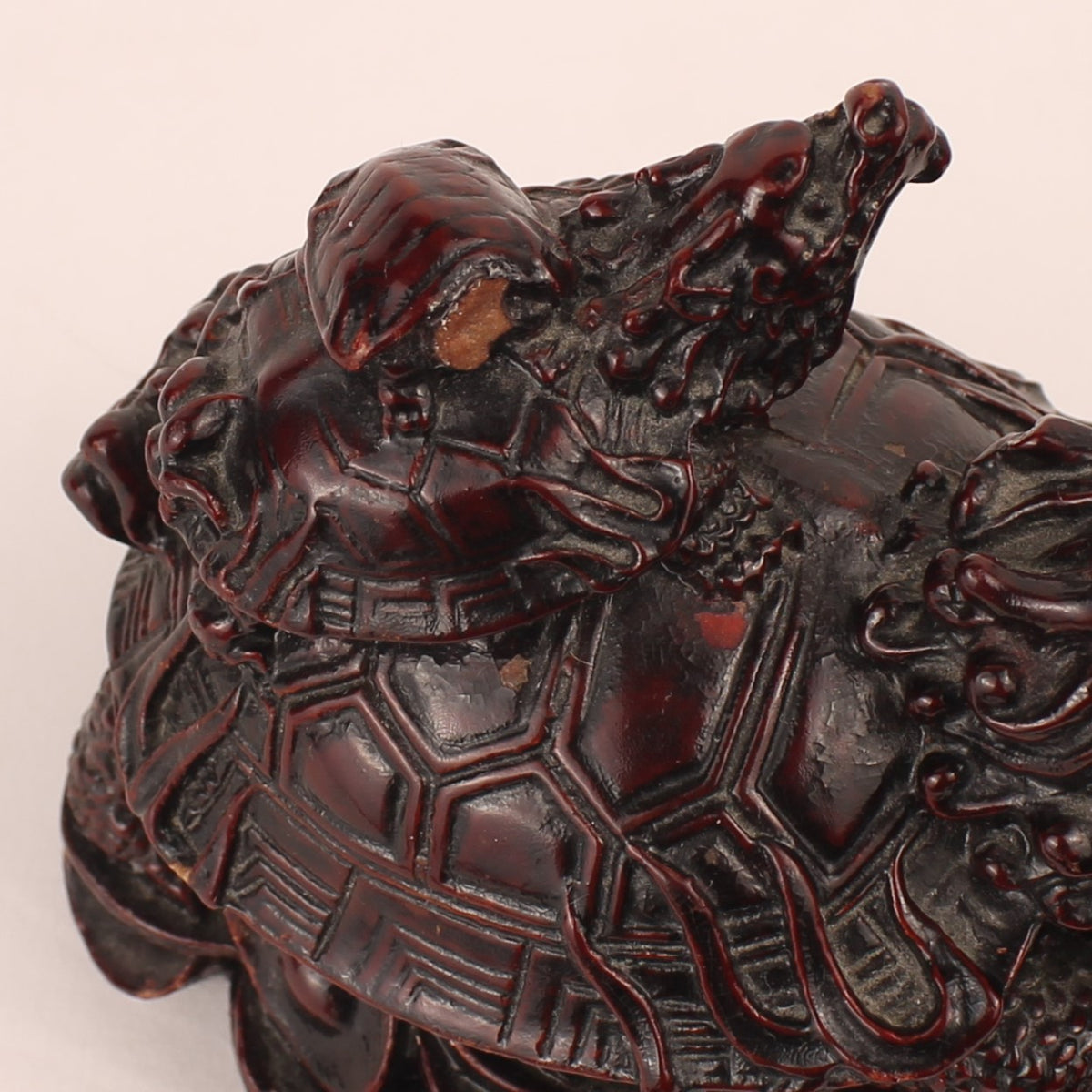 Chinesische Longgui Drachenschildkröten auf Yuanbao | Feng-Shui-Figur | 12 cm