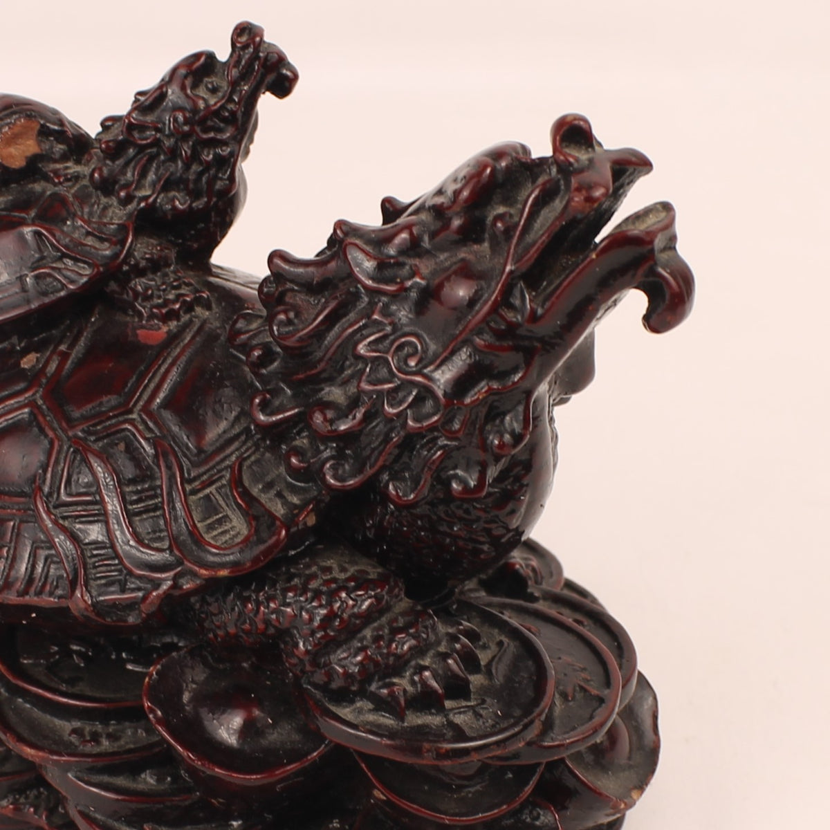 Chinesische Longgui Drachenschildkröten auf Yuanbao | Feng-Shui-Figur | 12 cm