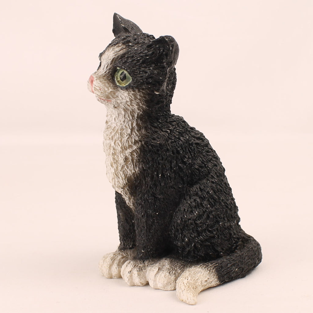 Black and White Cat Figurine with Green Eyes | Painted Resin | 10 cm