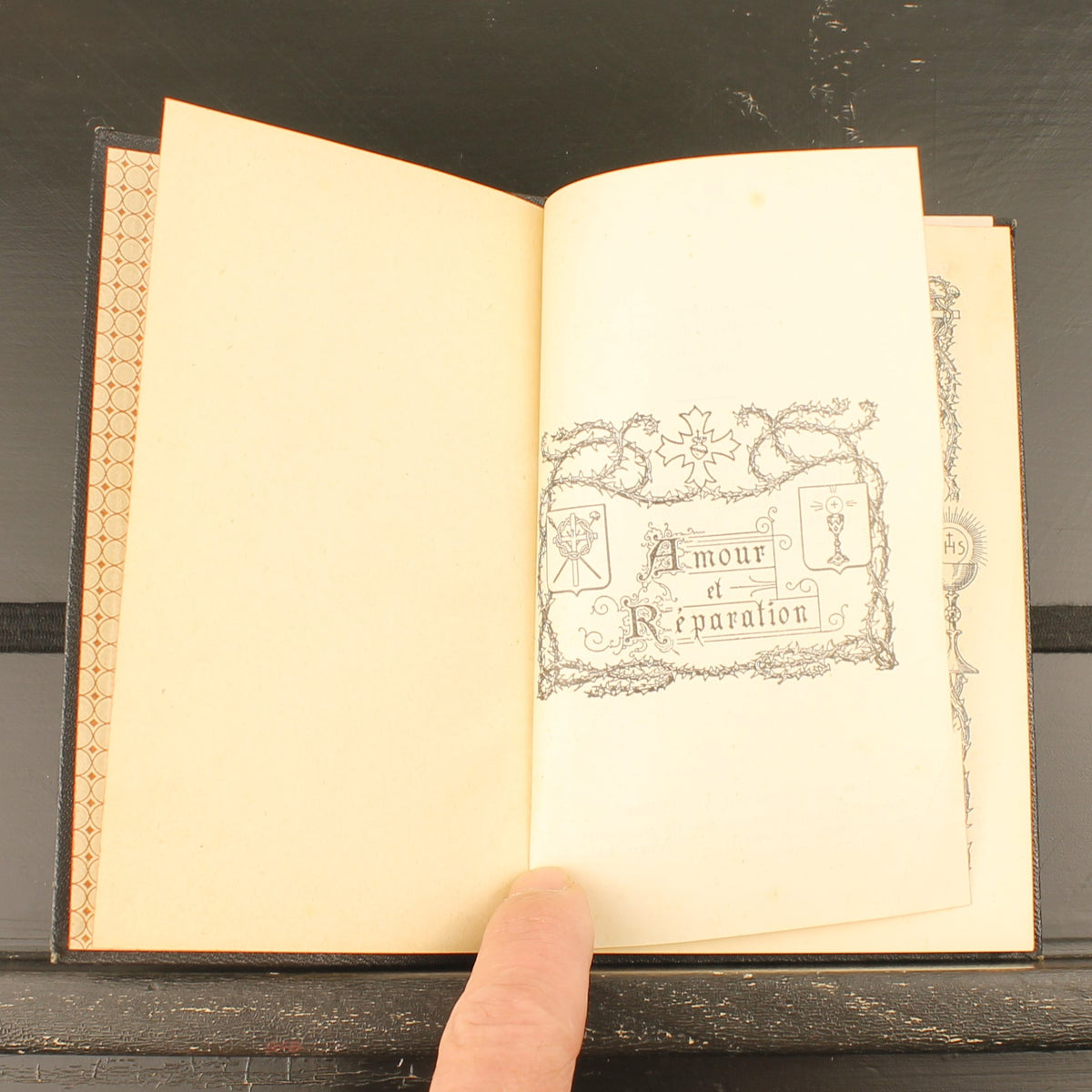 Amor y Reparación - André Prévot - Libro de oraciones francés - Turnhout ca. 1933