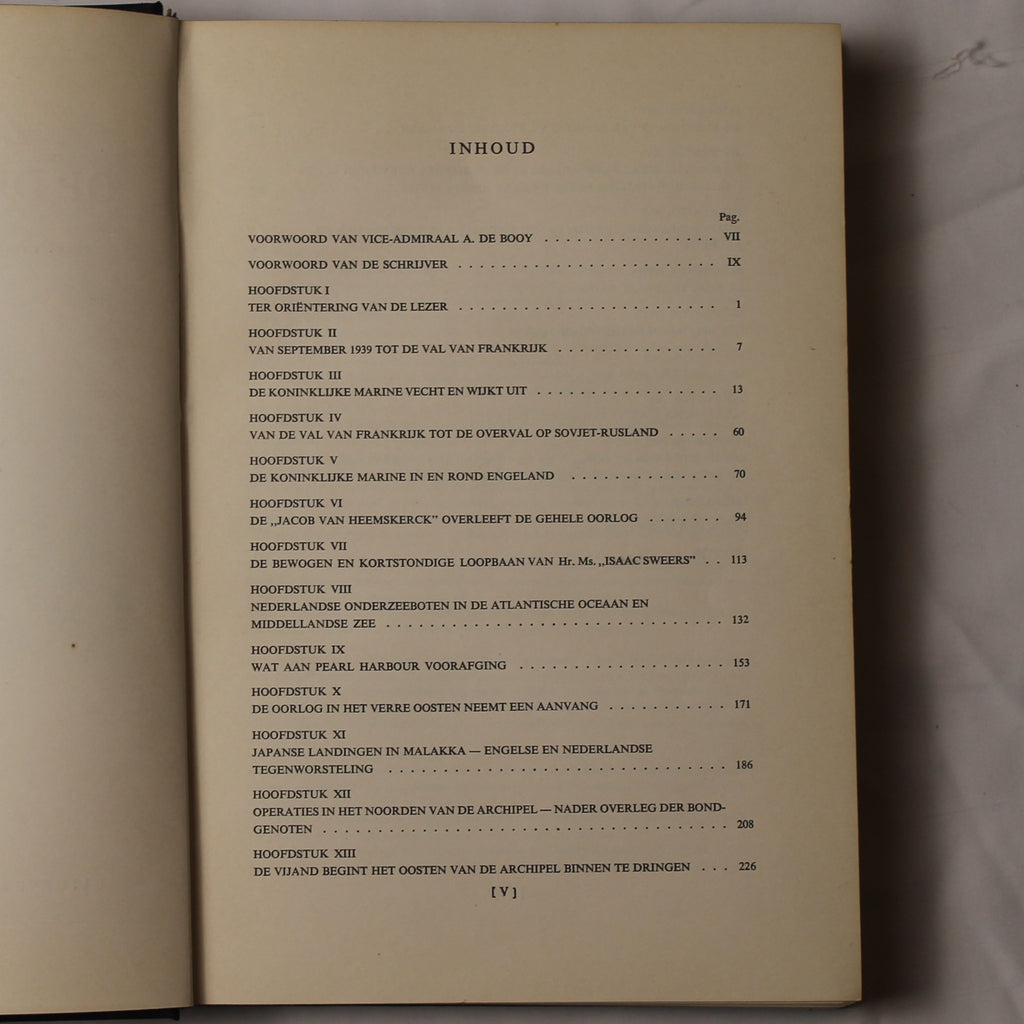 WWII Naval Book 1944 – They Fought on the Seven Seas – K.W.L. Bezemer – Original edition