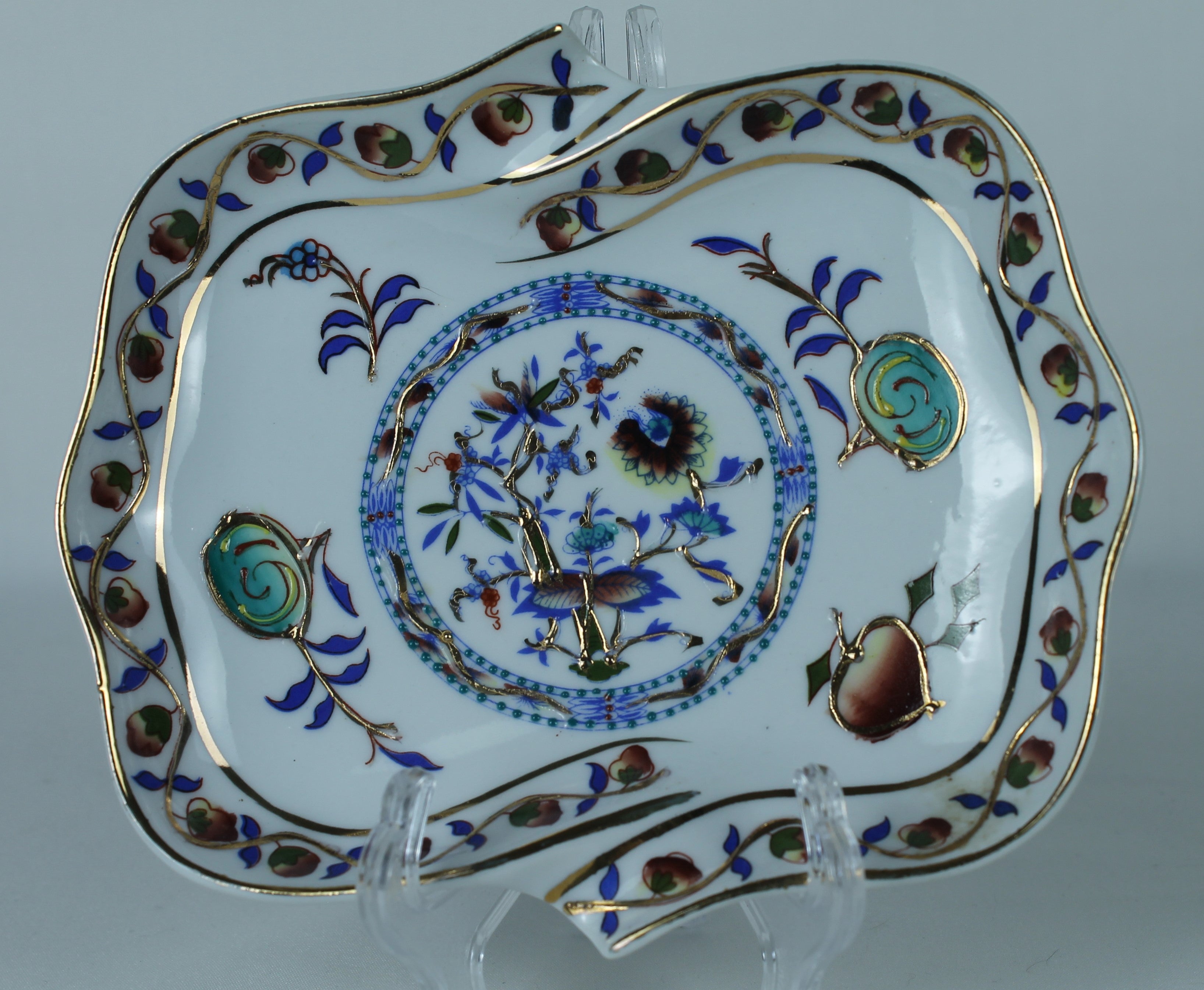 Decoratief porseleinen schaaltje - Aziatisch bloem- en vogeldecor met goud