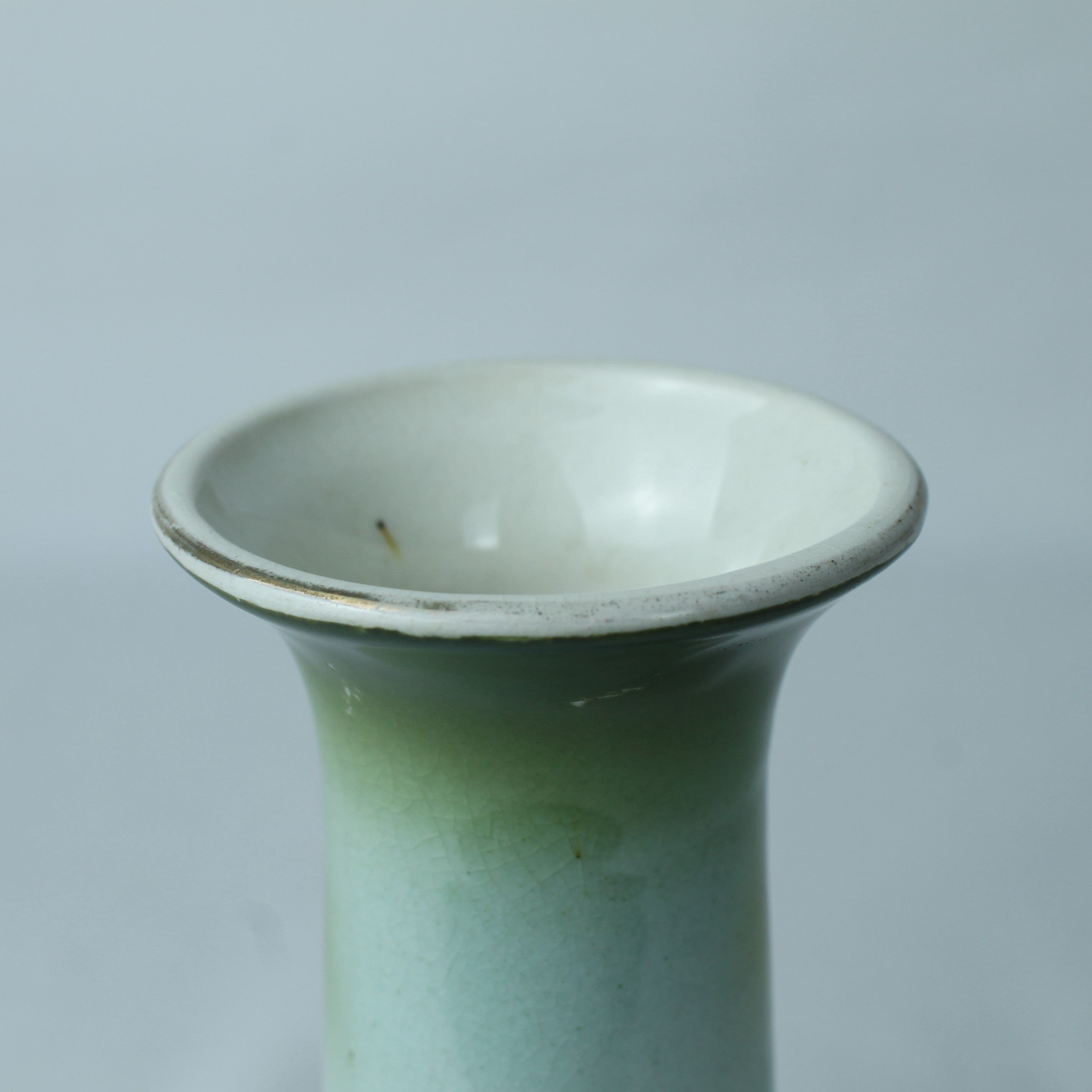 Groen bloemvaasje | 13 cm