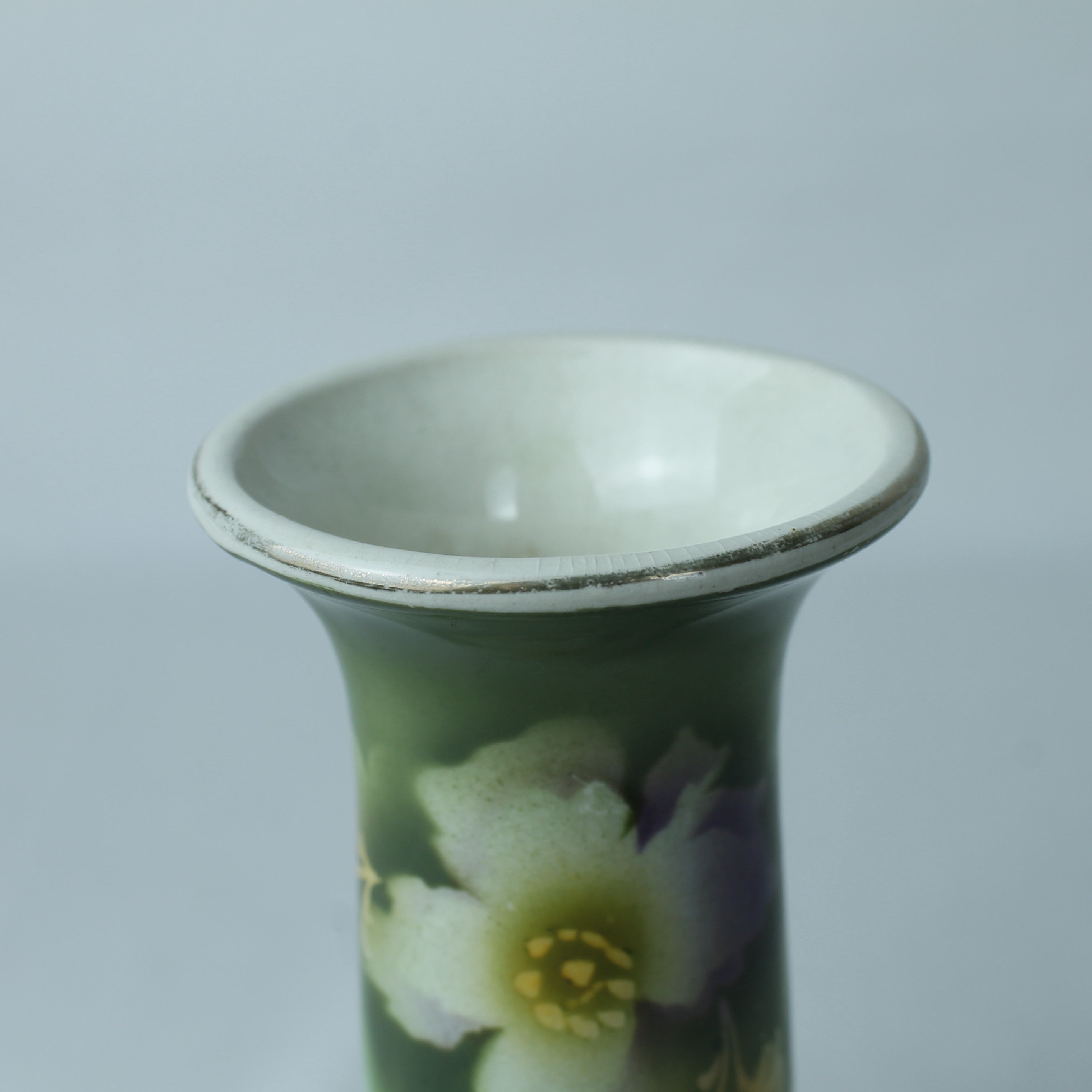 Groen bloemvaasje | 13 cm