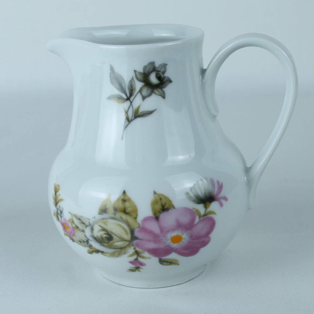 DDR Porseleinen Melkkannetje | Henneberg Porzellan Ilmenau (GDR) – 10 cm