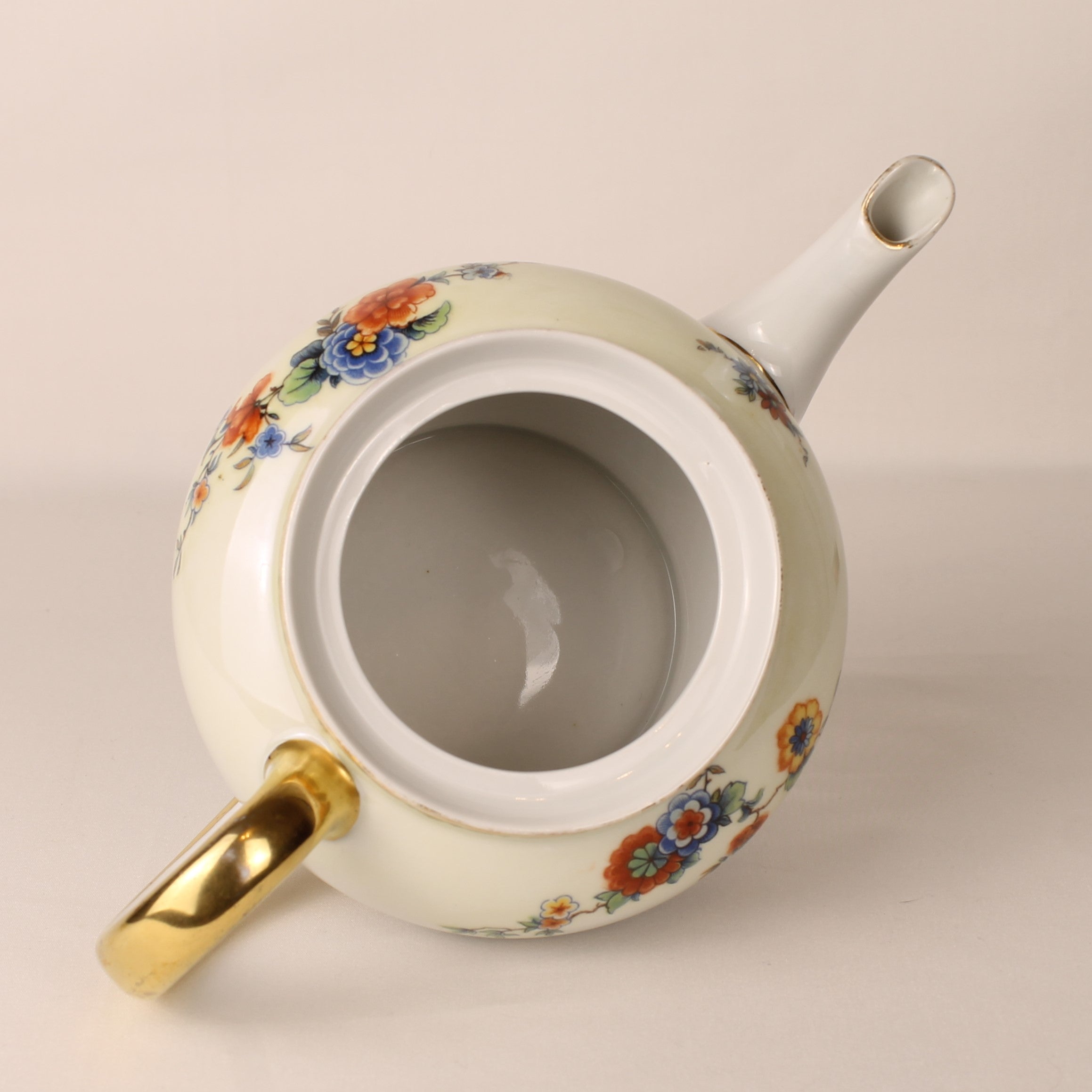 Boheems porseleinen theesetje met goudaccenten – Tsjechoslowakije, ca. 1920–1940