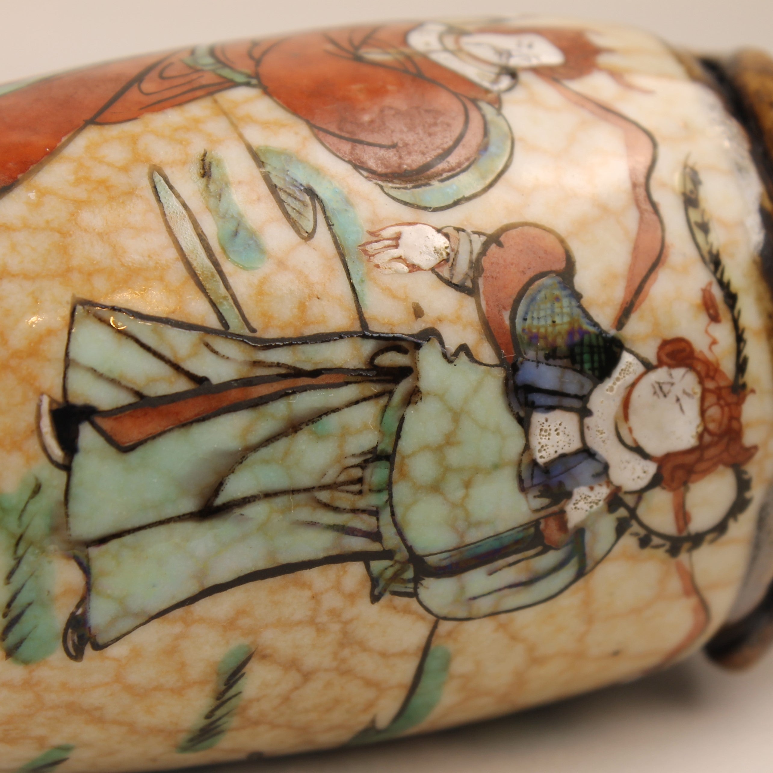 Japanese vase with figure decoration and craquelure glaze – mother-of-pearl details