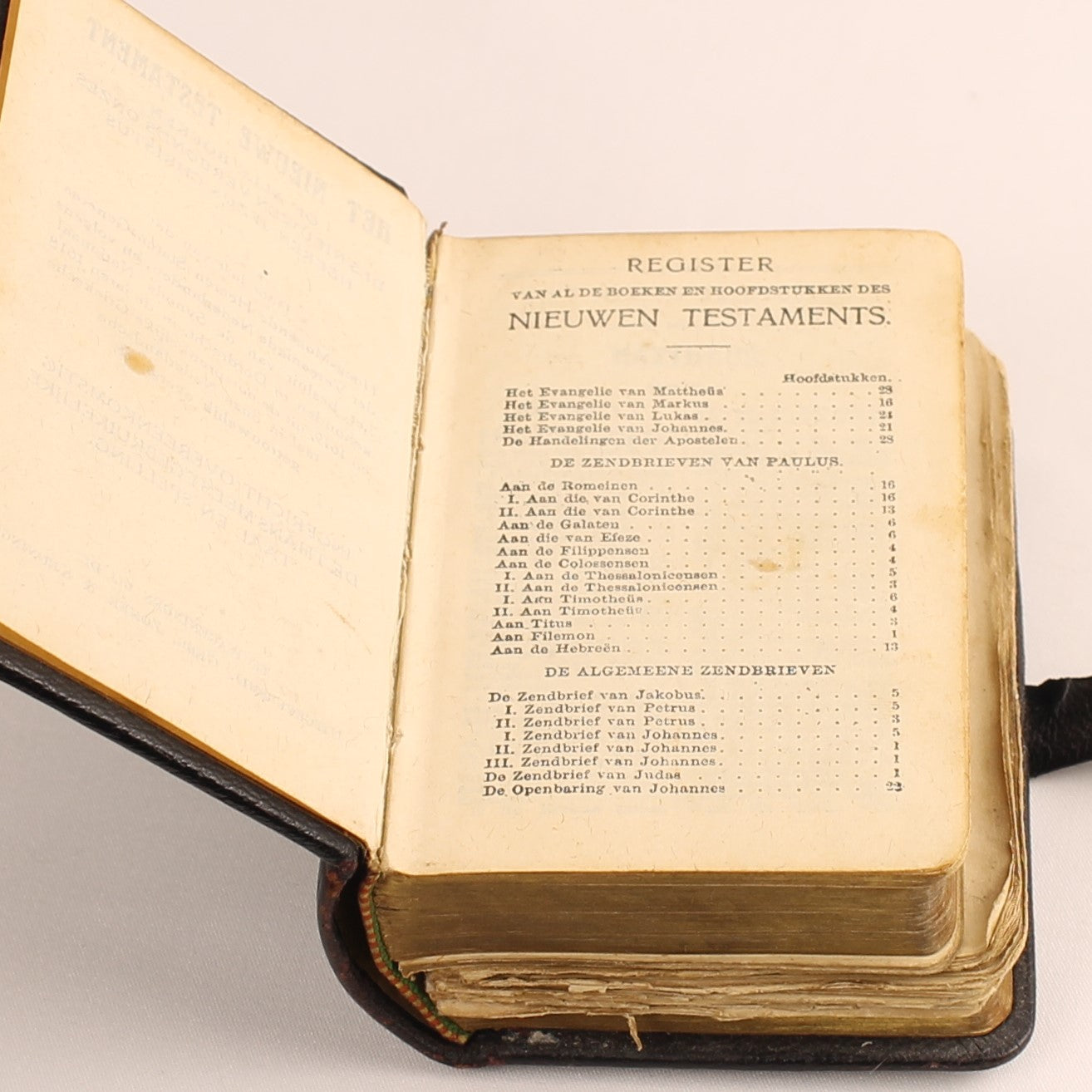 Nieuw Testament - Gebr. Zomer & Keuning, Wageningen ca. 1880–1910 - Leren Band met Sluitflap en Goudsnede