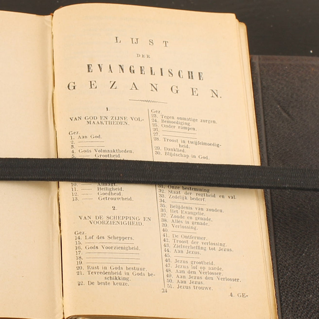 Le Nouveau Testament 1884 – Traduction autorisée – Ancienne Bible en cuir avec fermoir en métal