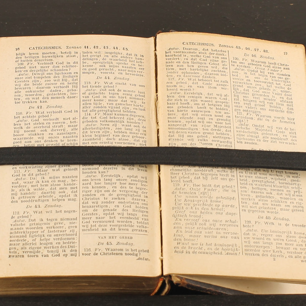Le Nouveau Testament 1884 – Traduction autorisée – Ancienne Bible en cuir avec fermoir en métal
