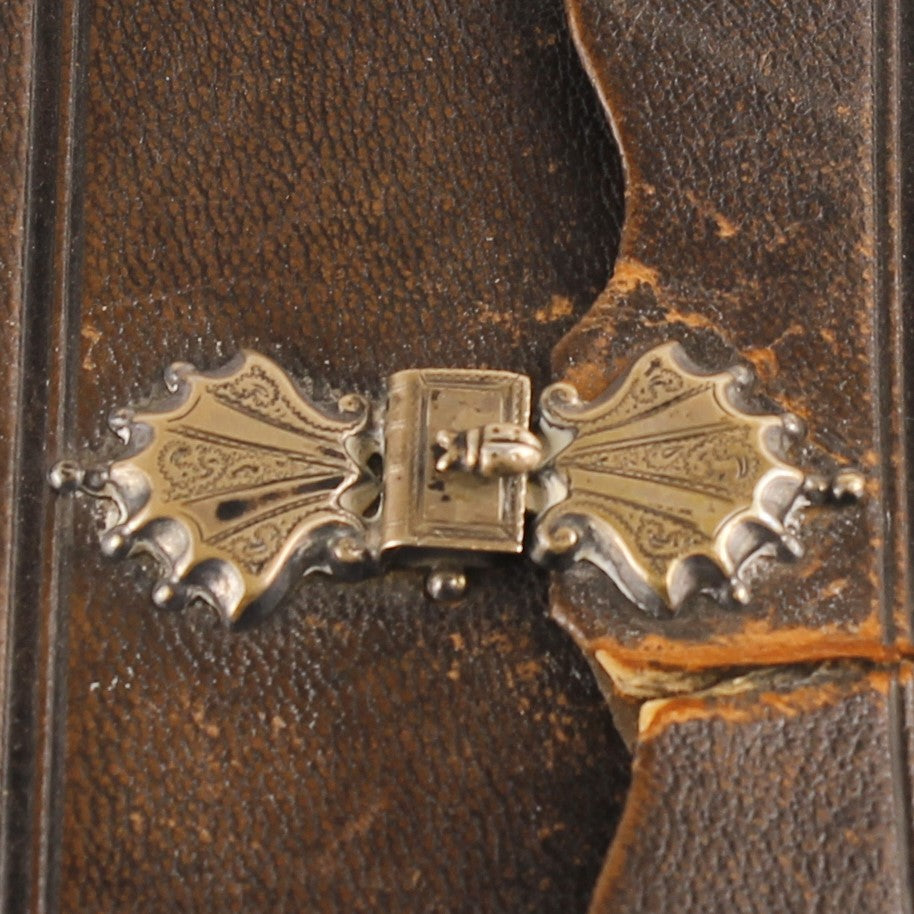 Le Nouveau Testament 1884 – Traduction autorisée – Ancienne Bible en cuir avec fermoir en métal