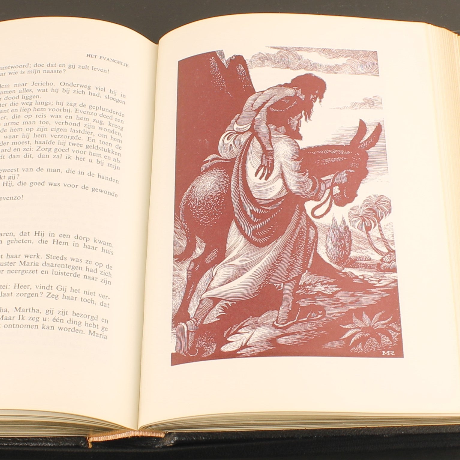 De Bijbel in ’t Kort (1963) – Luxe Goudsnede Editie – Nederlandse Boekenclub