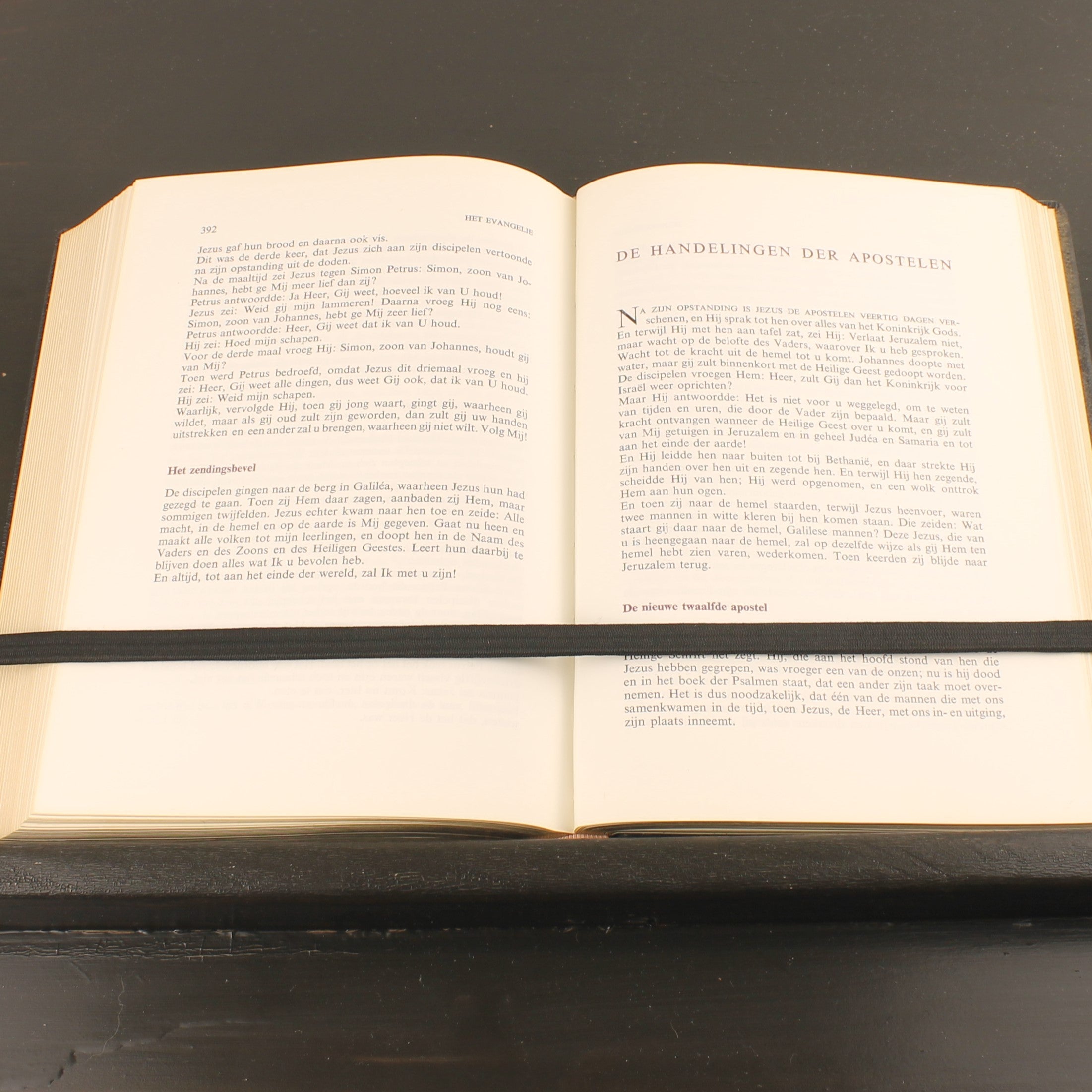 De Bijbel in ’t Kort (1963) – Luxe Goudsnede Editie – Nederlandse Boekenclub