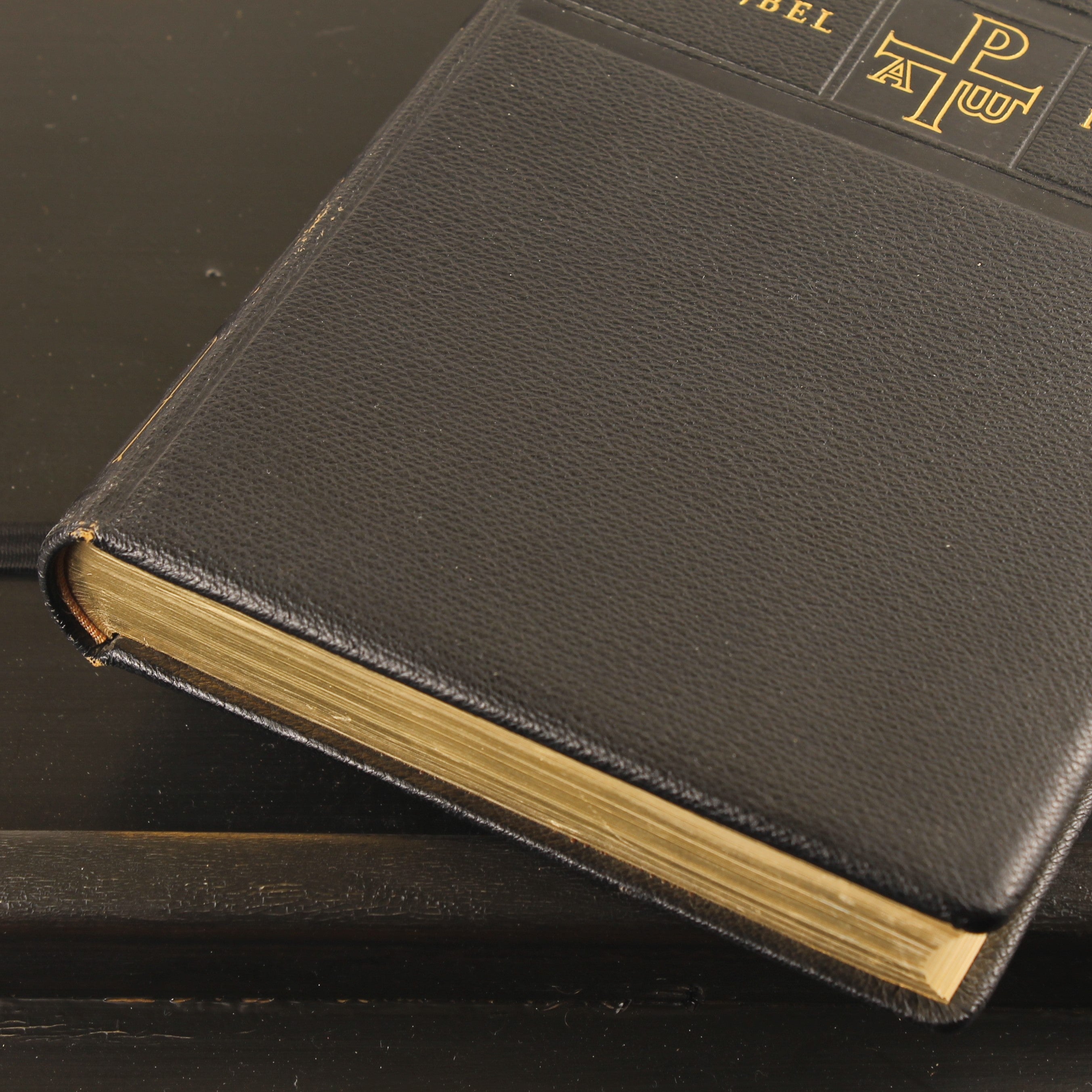 De Bijbel in ’t Kort (1963) – Luxe Goudsnede Editie – Nederlandse Boekenclub