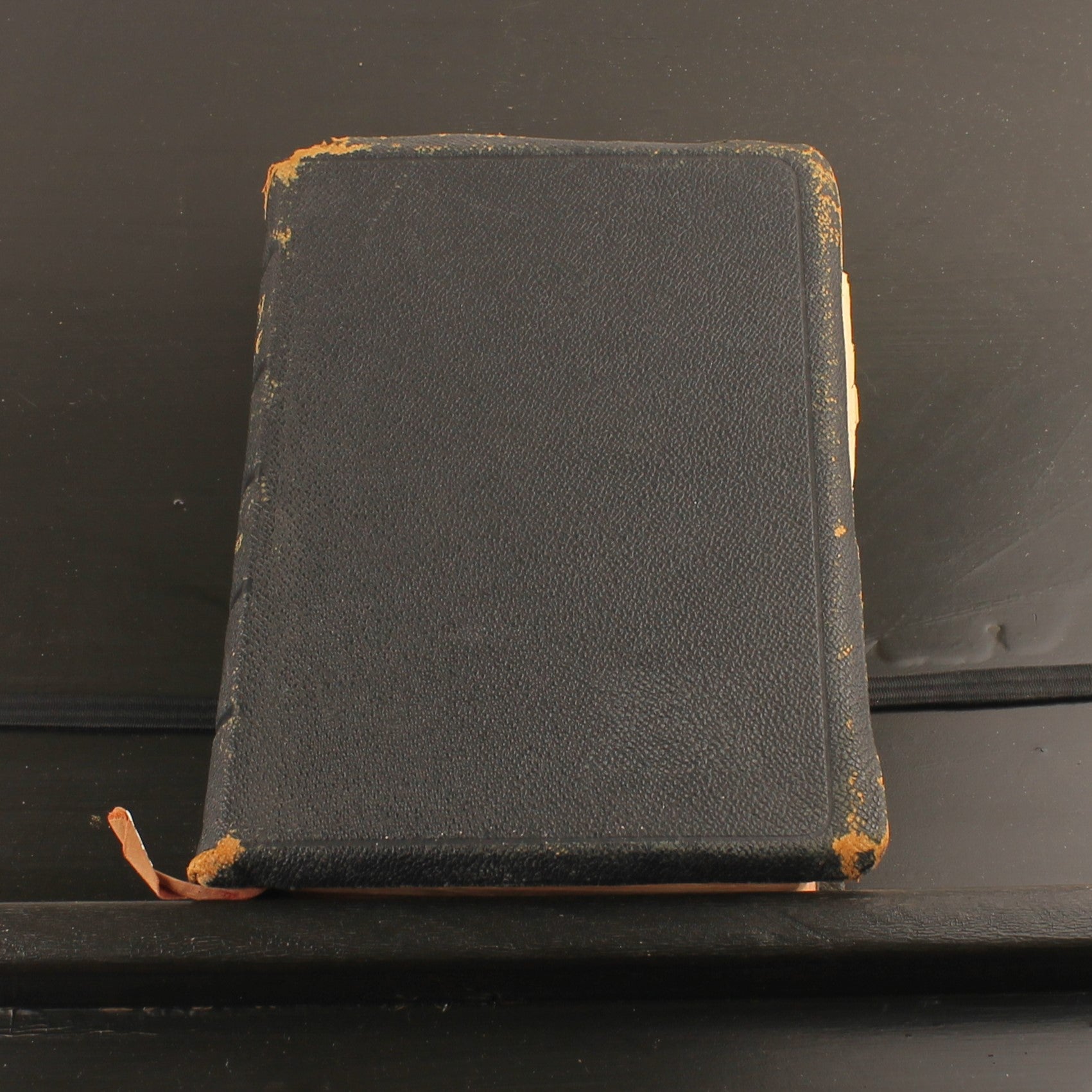 A.J. Holman “Jewel” Holy Bible 1942 – Met Nederlandse Krantenknipsels