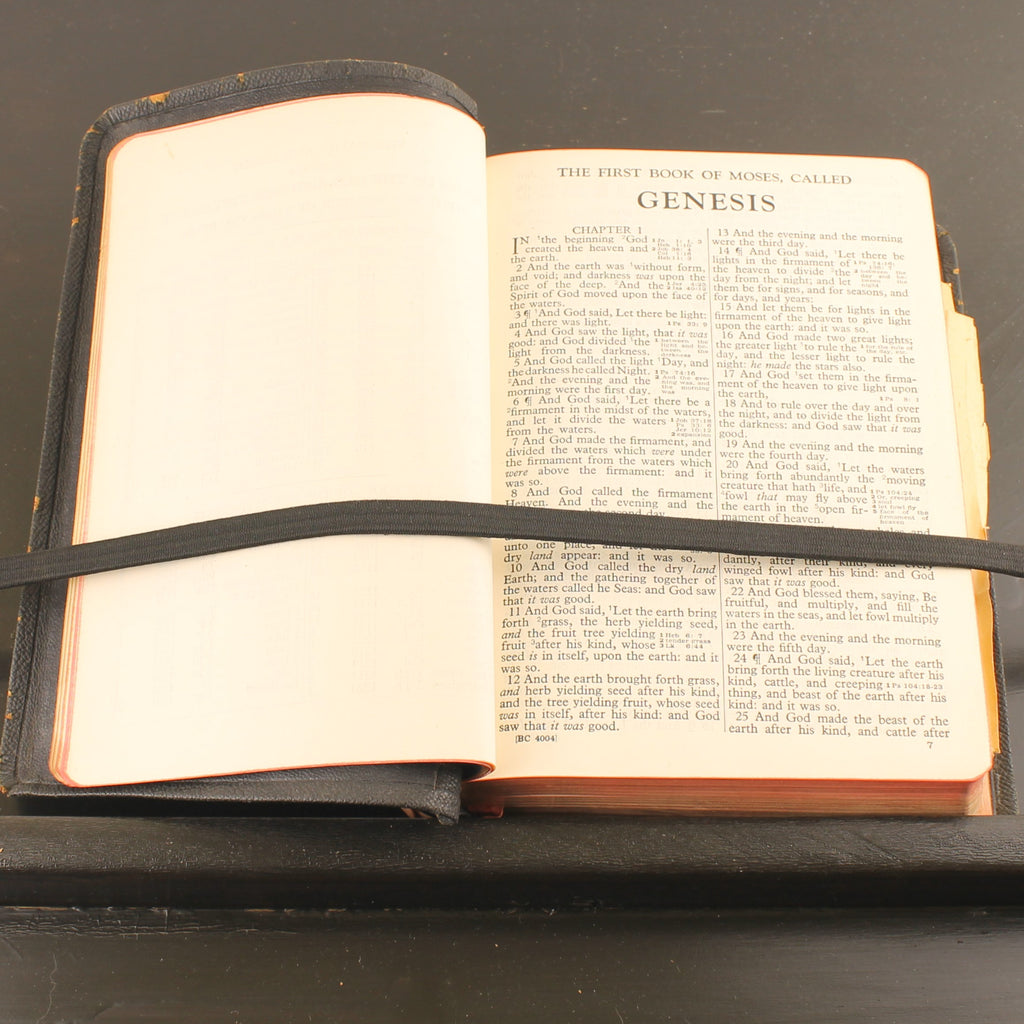 A.J. Holman “Jewel” Holy Bible 1942 – Met Nederlandse Krantenknipsels