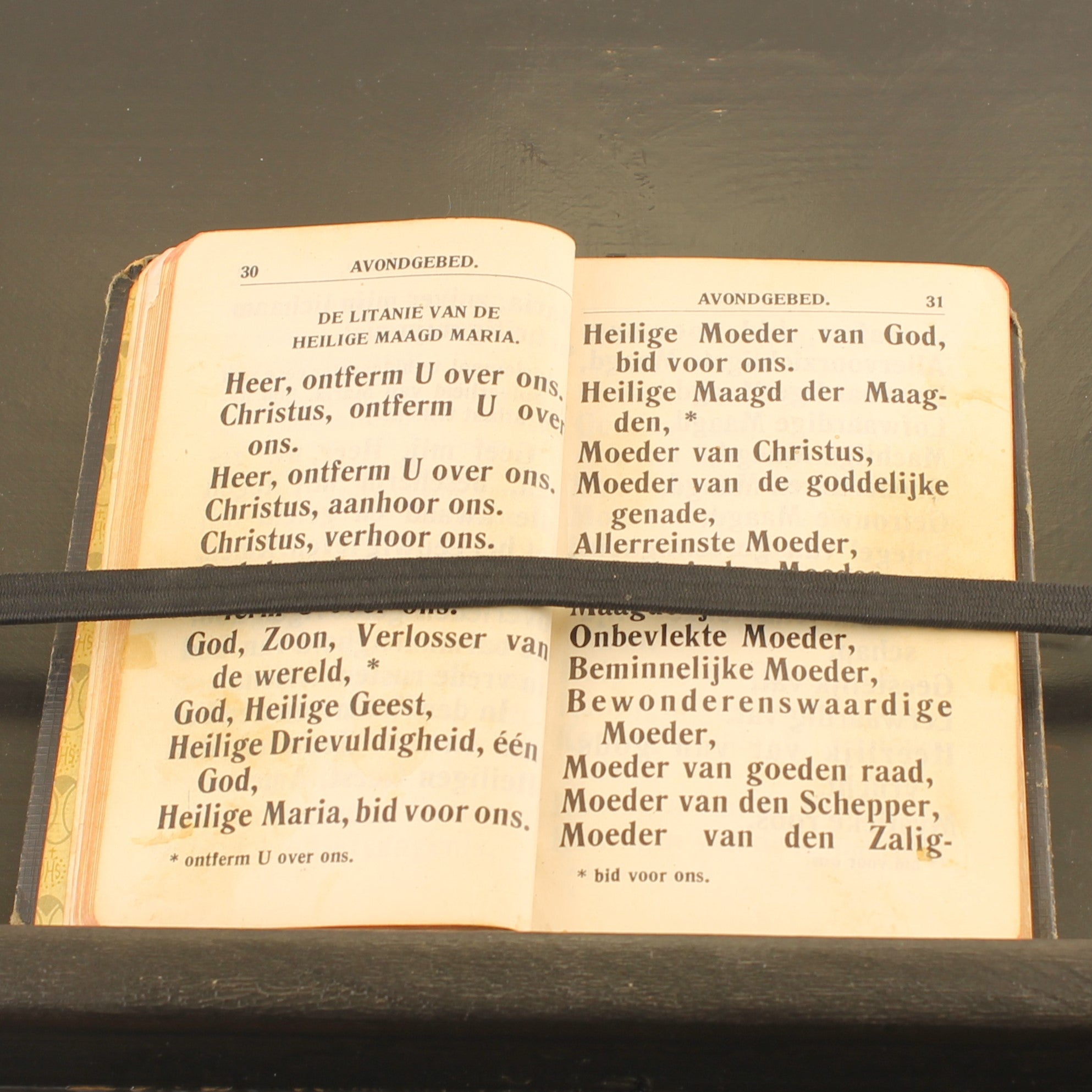 Jezus Mijn Toevlucht – Katholiek Mis- en Gebedenboek (1951) – Vintage Goudsnede