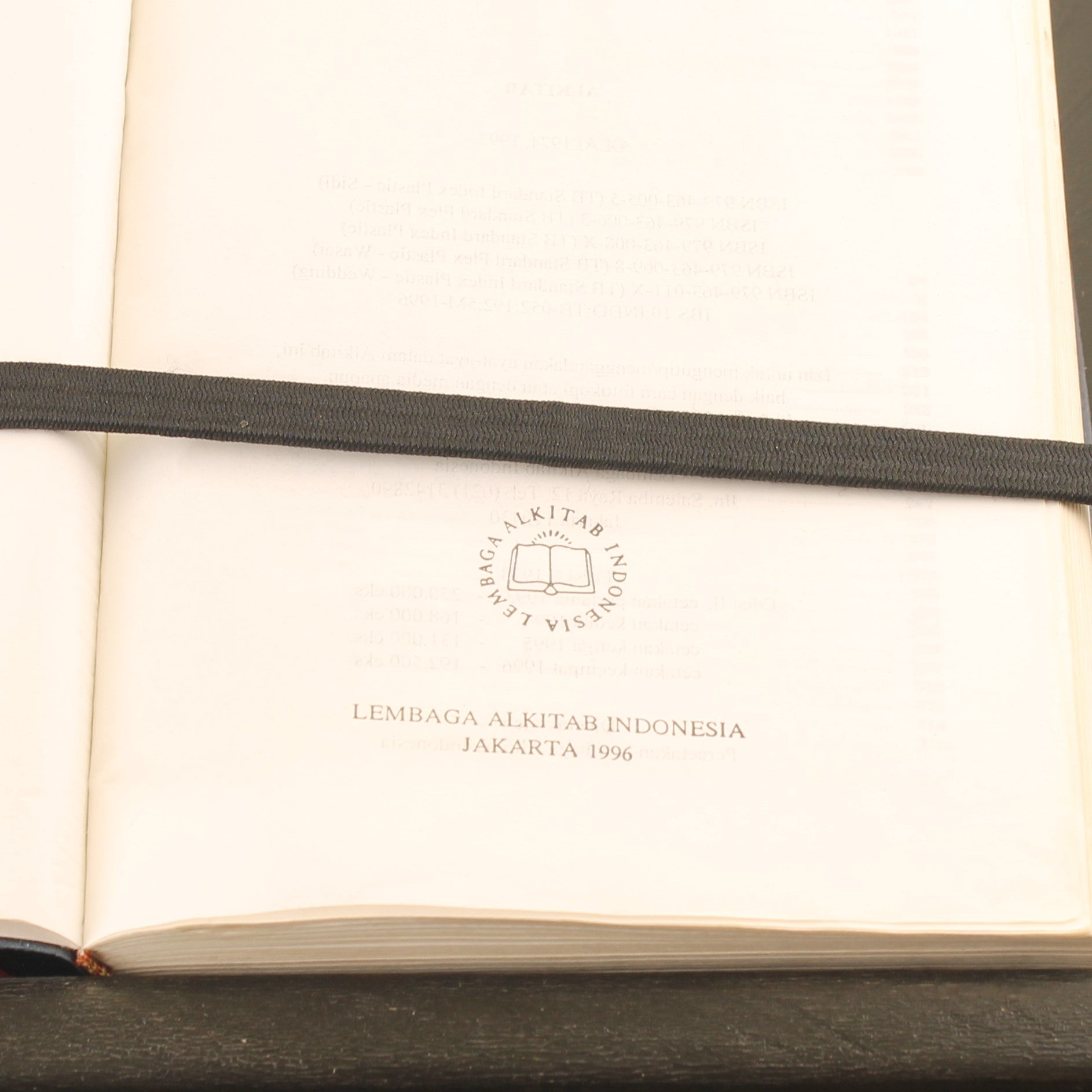 Alkitab – Indonesische Bijbel (LAI, Jakarta 1996) | Goudopdruk & Leeslinten