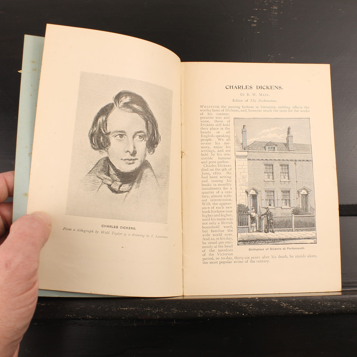 Two Great Victorian Writers: Dickens the Novelist, Carlyle the Philosopher - B. W. Matz - 1900
