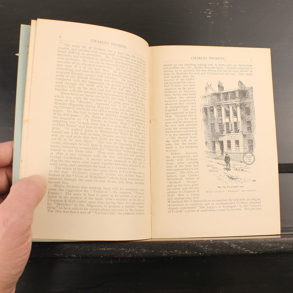 Two Great Victorian Writers: Dickens the Novelist, Carlyle the Philosopher - B. W. Matz - 1900