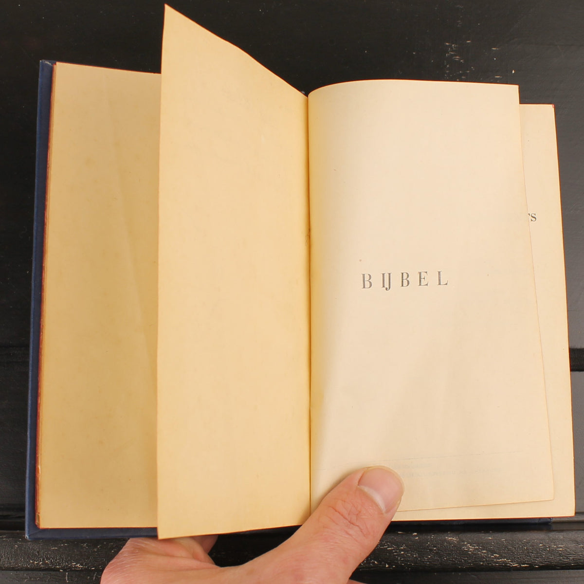 Statenbijbel (1930) | Blauwe Linnen Band met Rode Snede en Stoffen Kaft