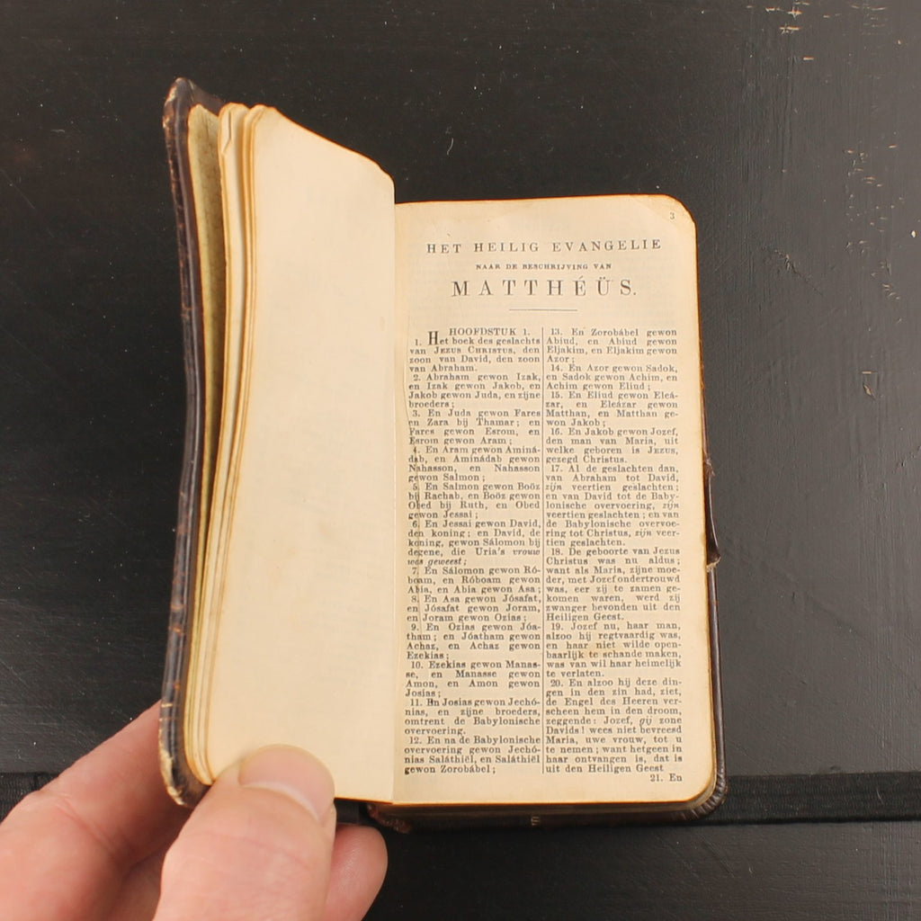Het Nieuwe Testament - Leren Zakbijbel met Goudsnede - Inscriptie 1929
