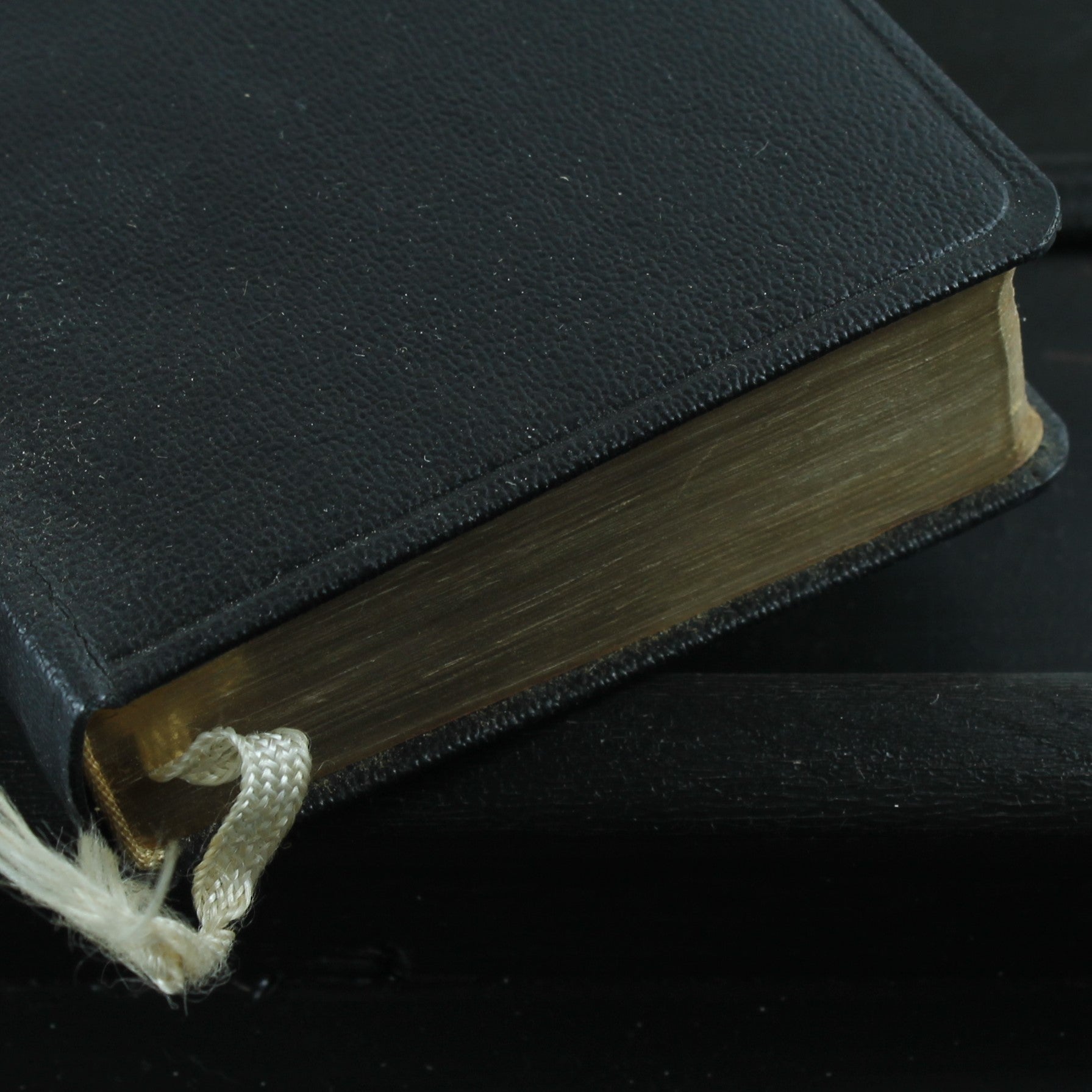 Psalm and Hymn Book 1938 – Dutch Reformed Church | Leather Binding with Gilt Edges & Original Box