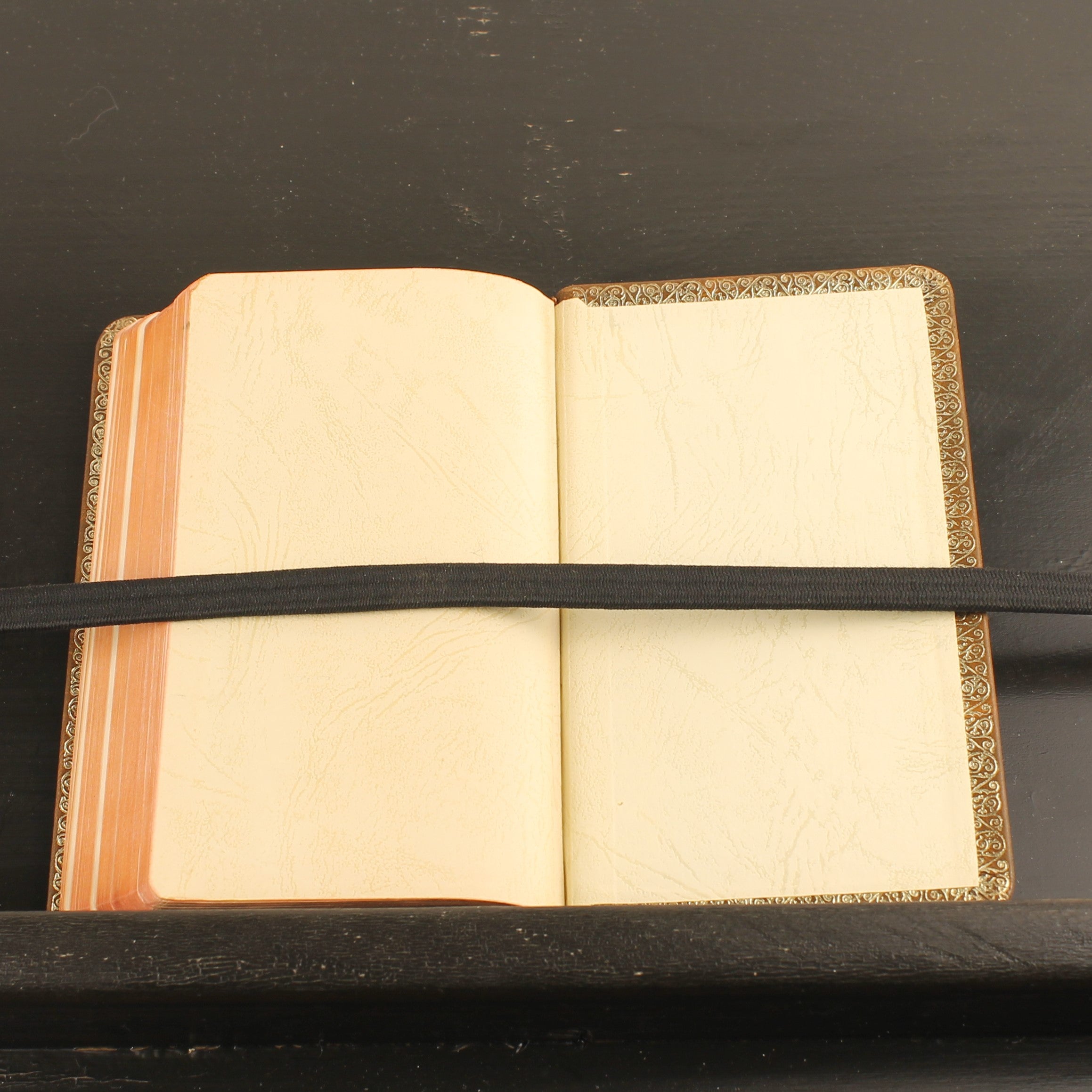 Missaal voor Zon- en Feestdagen - Luxe Leren Editie met Goudsnede -  Linssen & Derkx, Venlo 1957