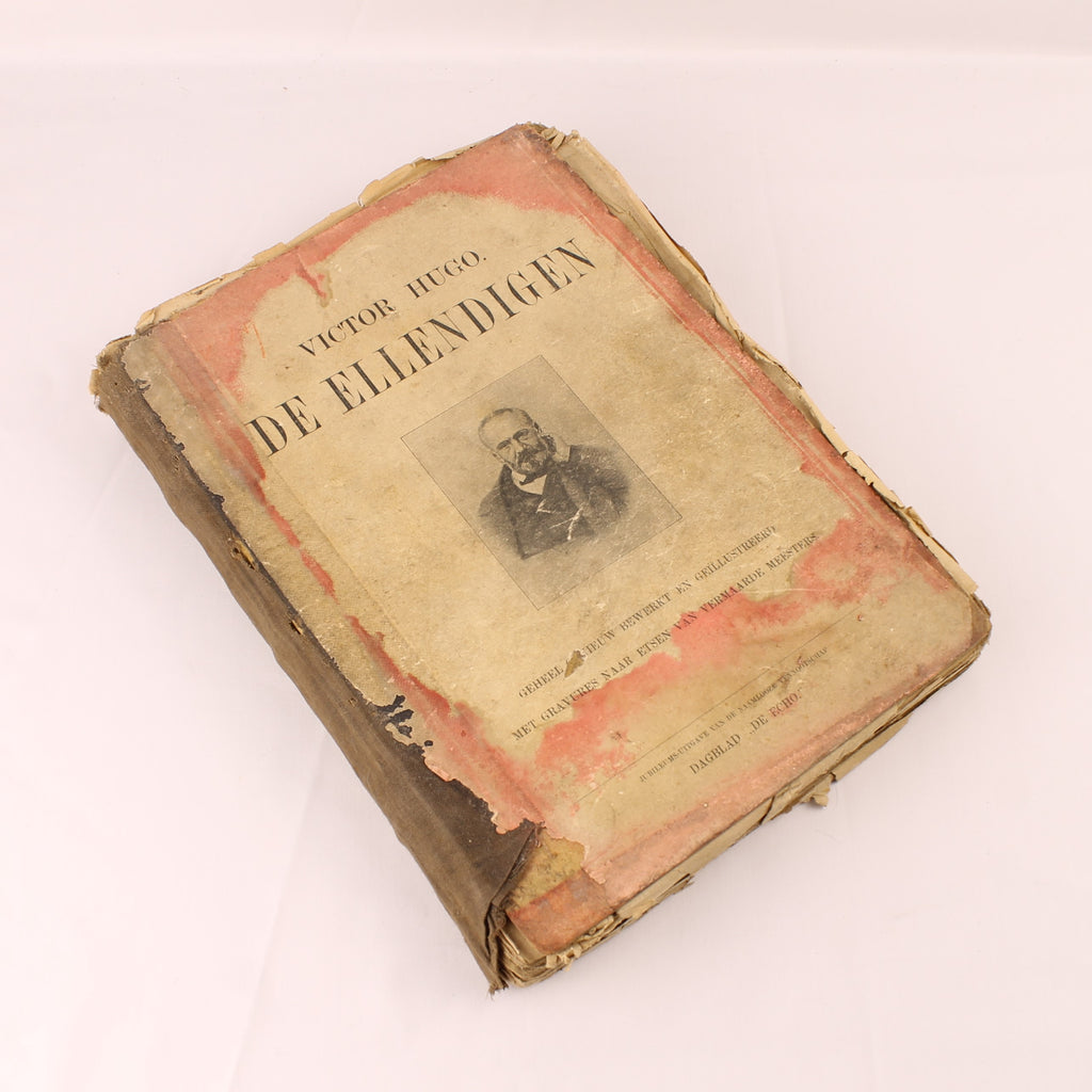 Victor Hugo - De Ellendigen | Oude Geïllustreerde Jubileumuitgave Dagblad De Echo
