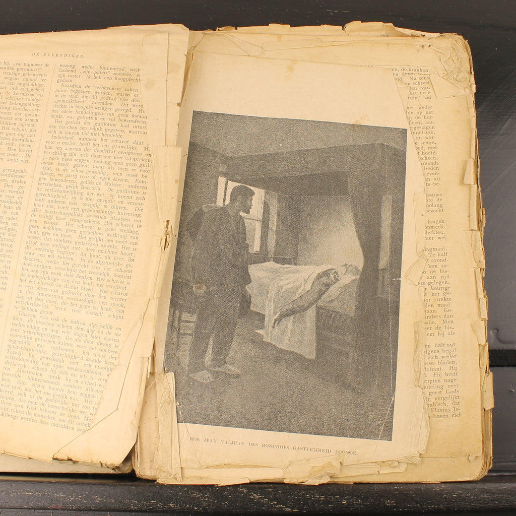 Victor Hugo - De Ellendigen | Oude Geïllustreerde Jubileumuitgave Dagblad De Echo