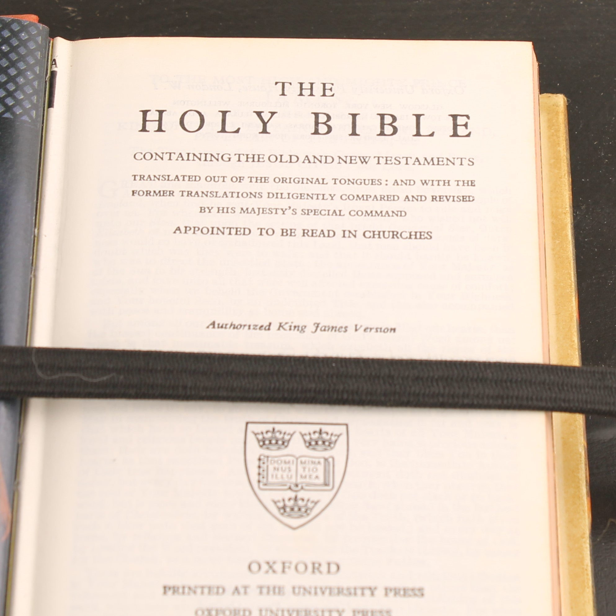 The New Oxford Illustrated Bible – King James Version – Luxury Vintage Edition with Color Illustrations (c. 1970)