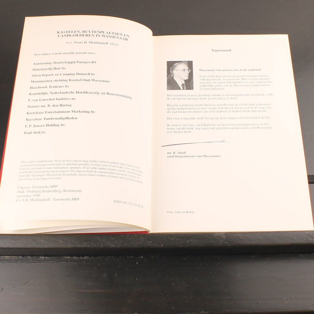 Castles, Country Estates and Manors in Wassenaar (1998) – Frans H. Micklinghoff – Hardcover with Dust Jacket