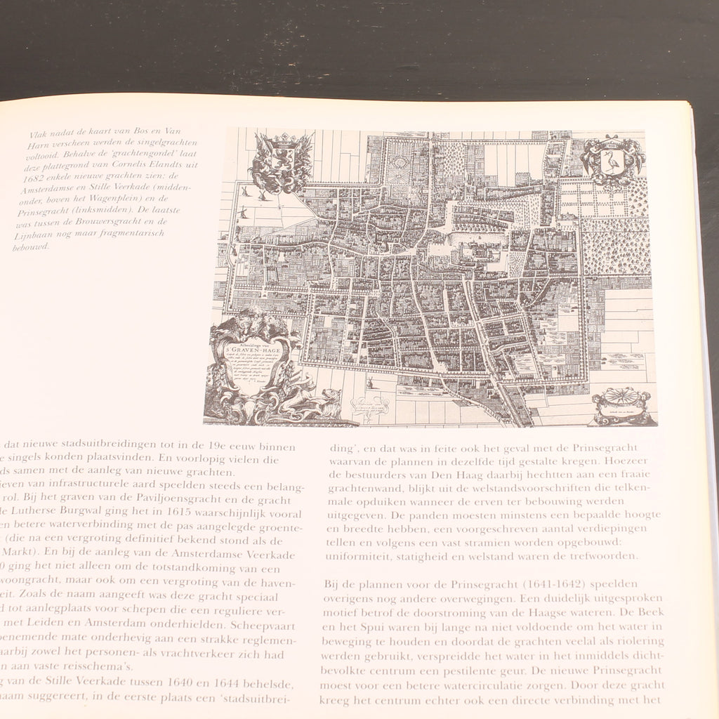 Het Haagse Grachtenboek (1999) – Oude Foto’s 1855–1950 – Den Haag Historie – Gebonden Editie