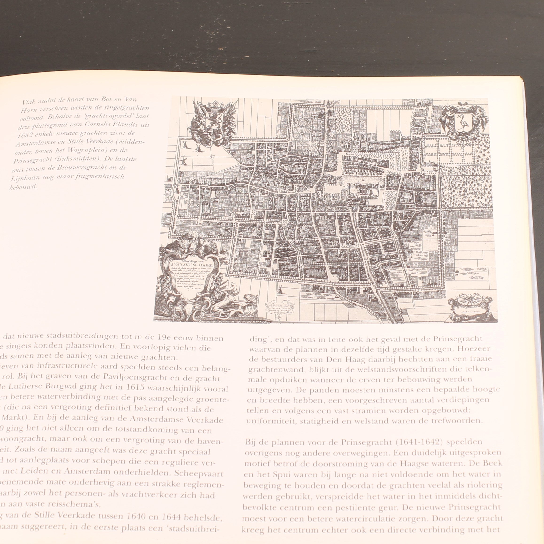 Het Haagse Grachtenboek (1999) – Oude Foto’s 1855–1950 – Den Haag Historie – Gebonden Editie