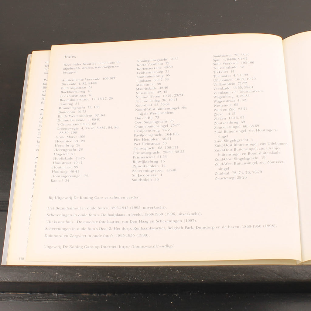 Het Haagse Grachtenboek (1999) – Oude Foto’s 1855–1950 – Den Haag Historie – Gebonden Editie