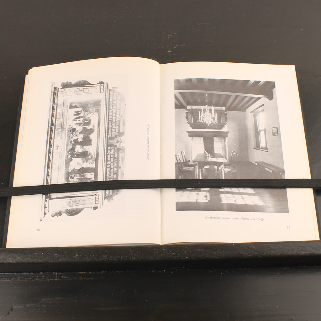 Oude Haagse Hofjes en Godshuizen (1975) – Johan Schwencke – Europese Bibliotheek – Vintage Linnen Band