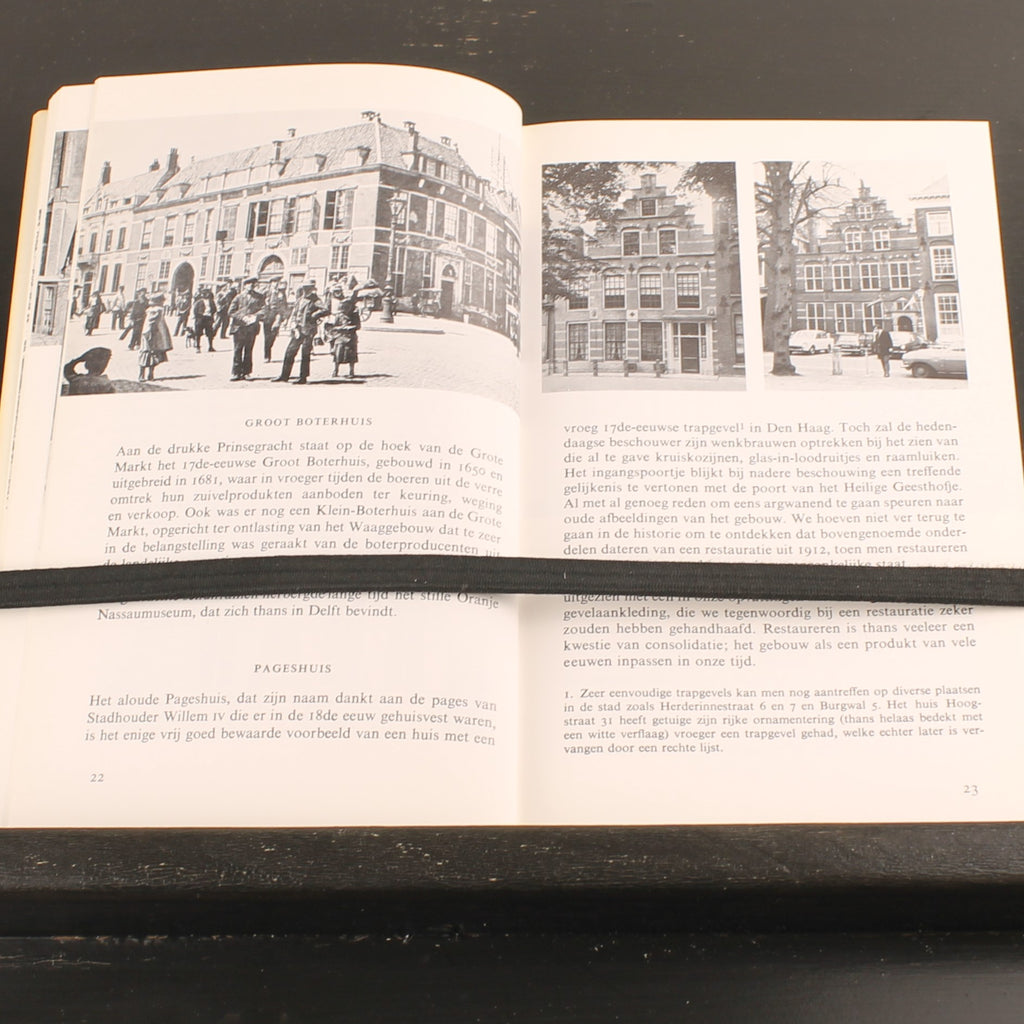 Haagse Huizen en Gebouwen – 7 Eeuwen Bouwkunst – H.J.F. de Roy van Zuydewijn – Vintage Jaren ’70