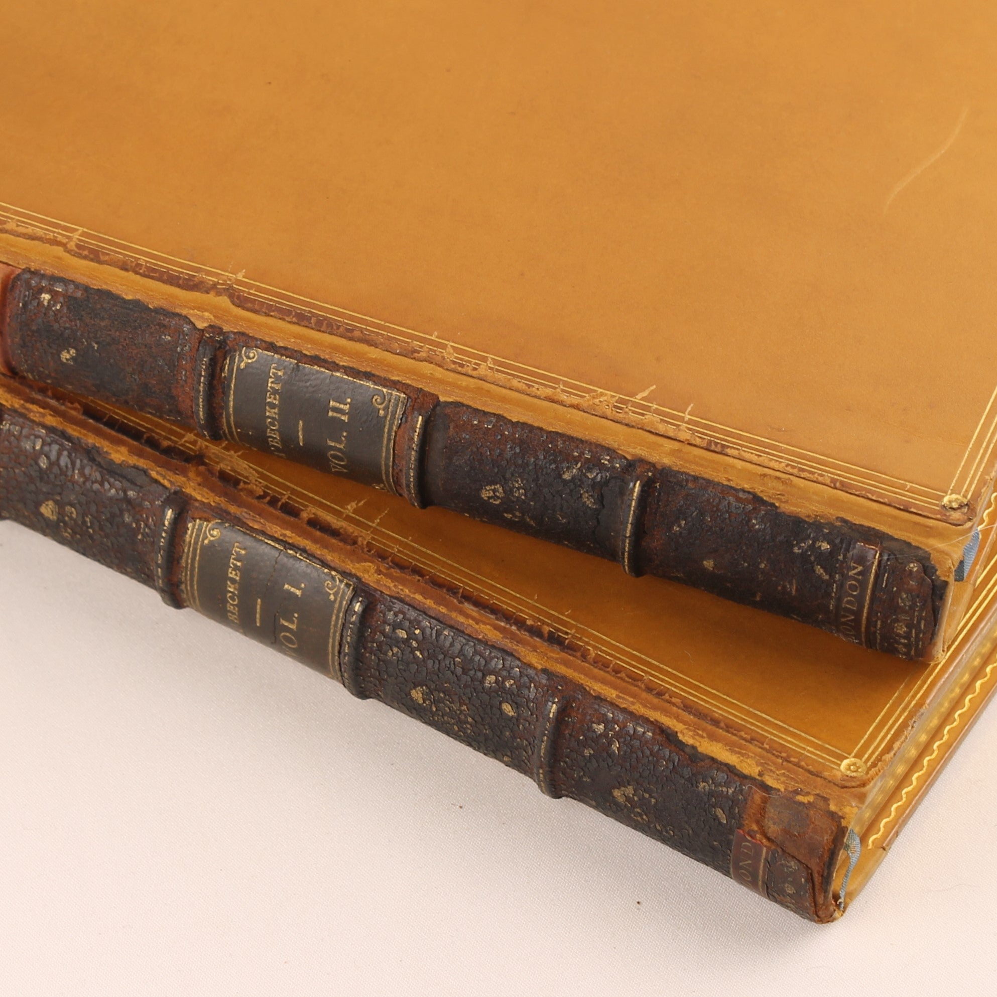 The Comic History of England (1864) – Set victorien en 2 volumes avec eaux-fortes coloriées – John Leech – Antique