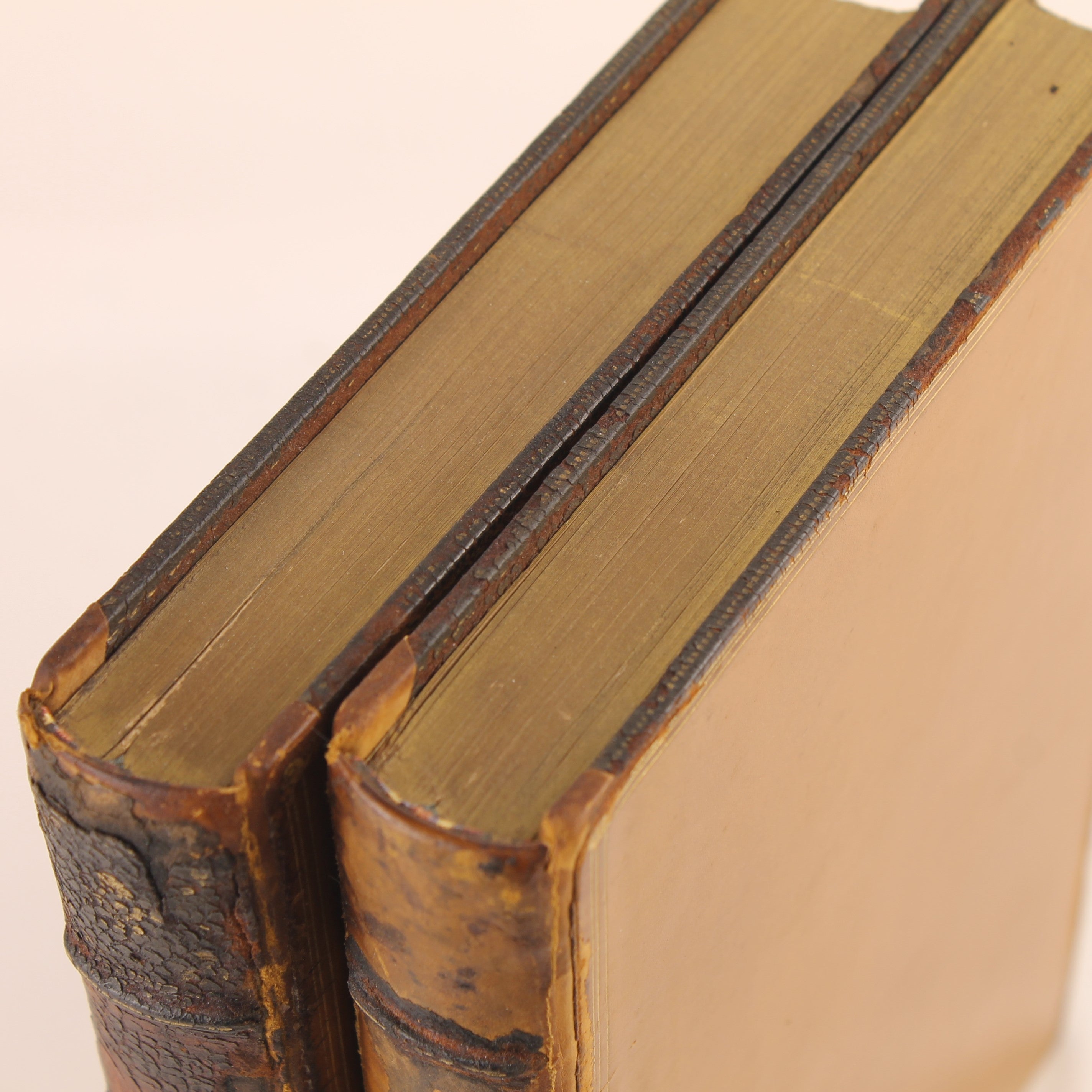 The Comic History of England (1864) – Set victorien en 2 volumes avec eaux-fortes coloriées – John Leech – Antique