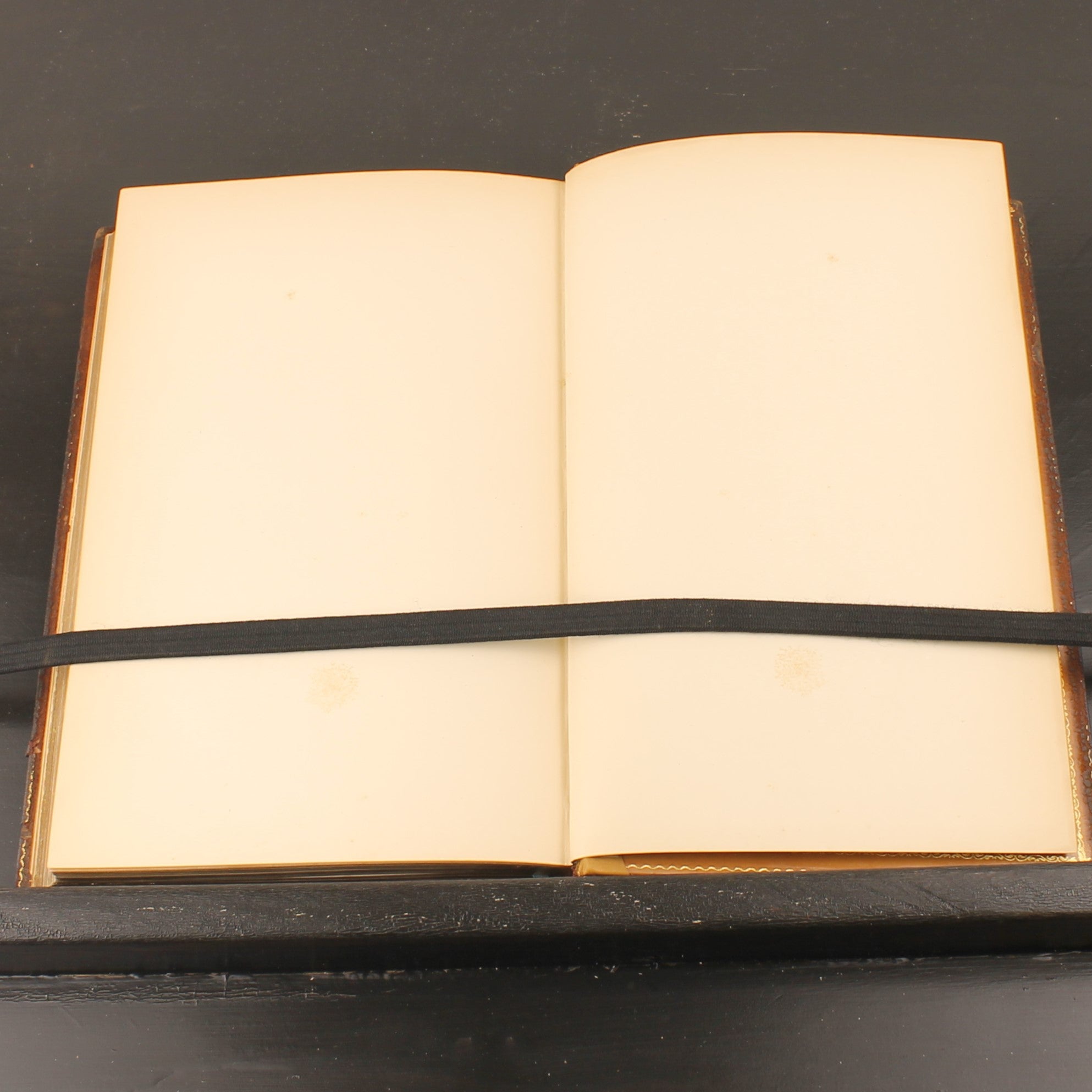 The Comic History of England (1864) – Set victorien en 2 volumes avec eaux-fortes coloriées – John Leech – Antique