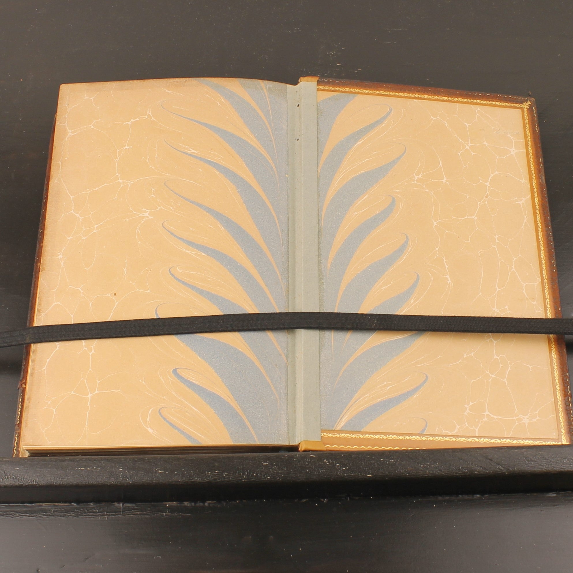 The Comic History of England (1864) – Set victorien en 2 volumes avec eaux-fortes coloriées – John Leech – Antique